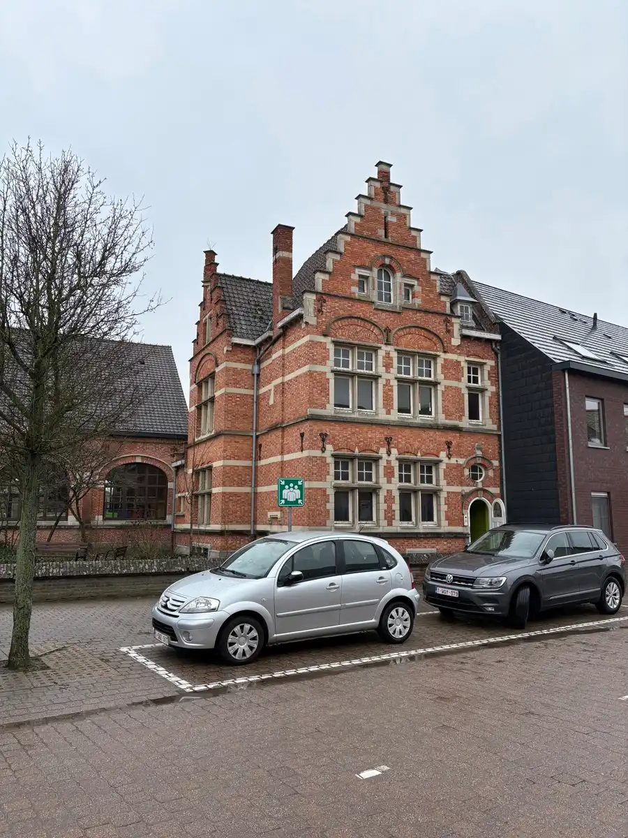 Hoofdfoto van de publicatie: Uniek te renoveren woning in Werchter