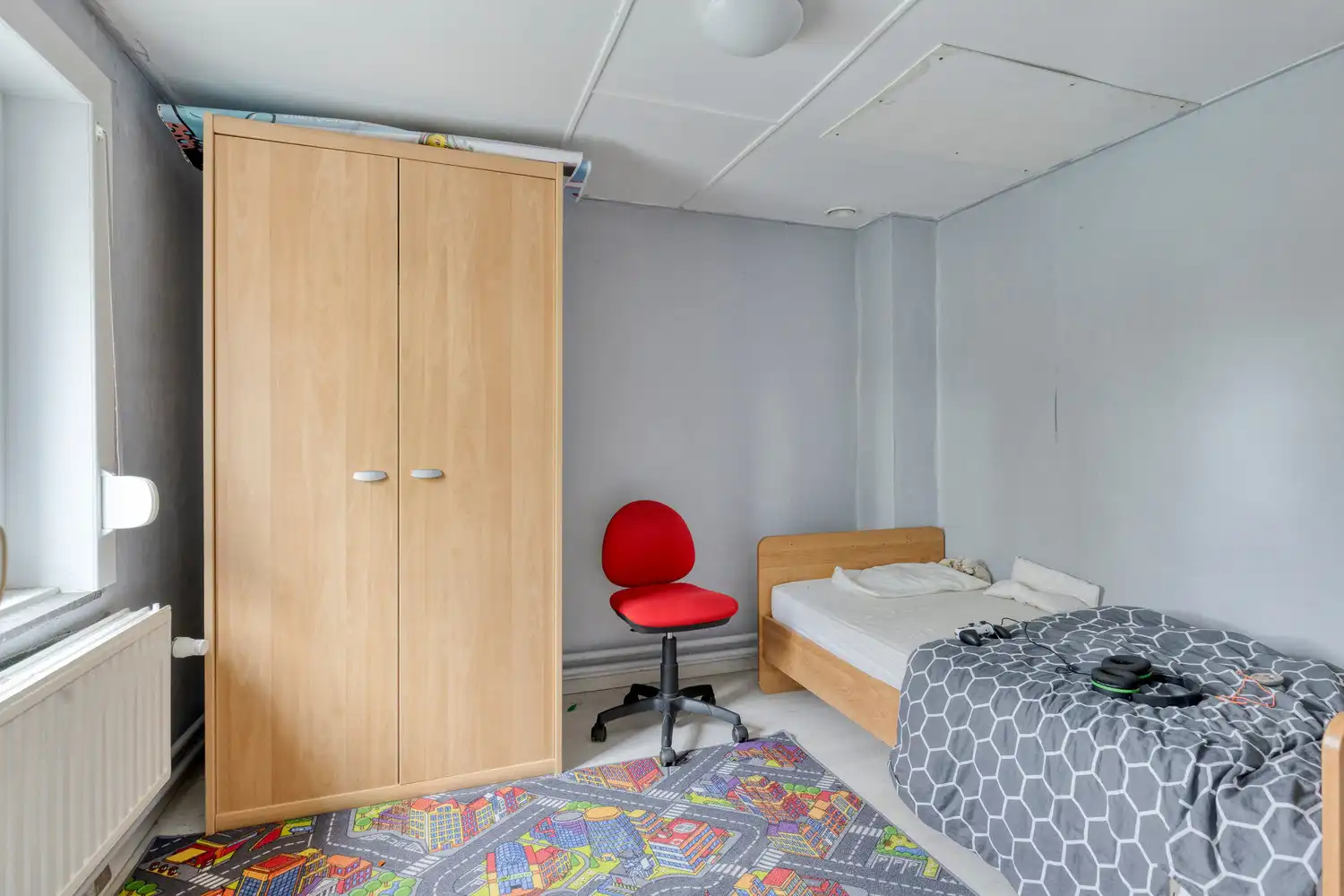 RUIME EN GERENOVEERDE WONING MET 4 SLAAPKAMERS EN WESTGERICHTE TUIN TE HALEN! foto 20