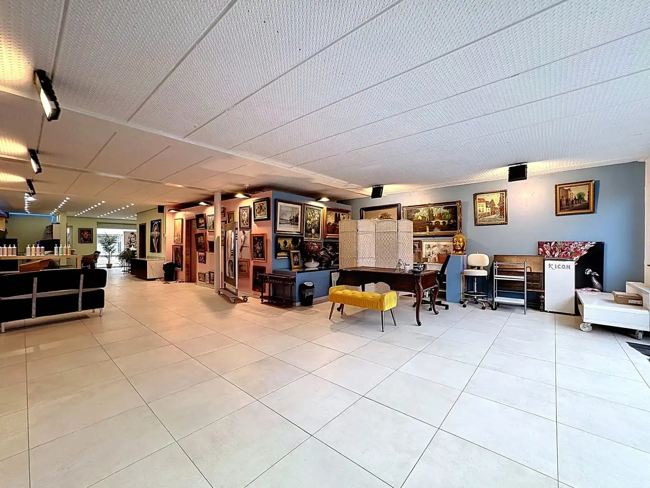 Unieke Investeringsopportuniteit: Commercieel gelijkvloers handelspand (160m²) in hartje Sint-Lievens-Houtem foto 12