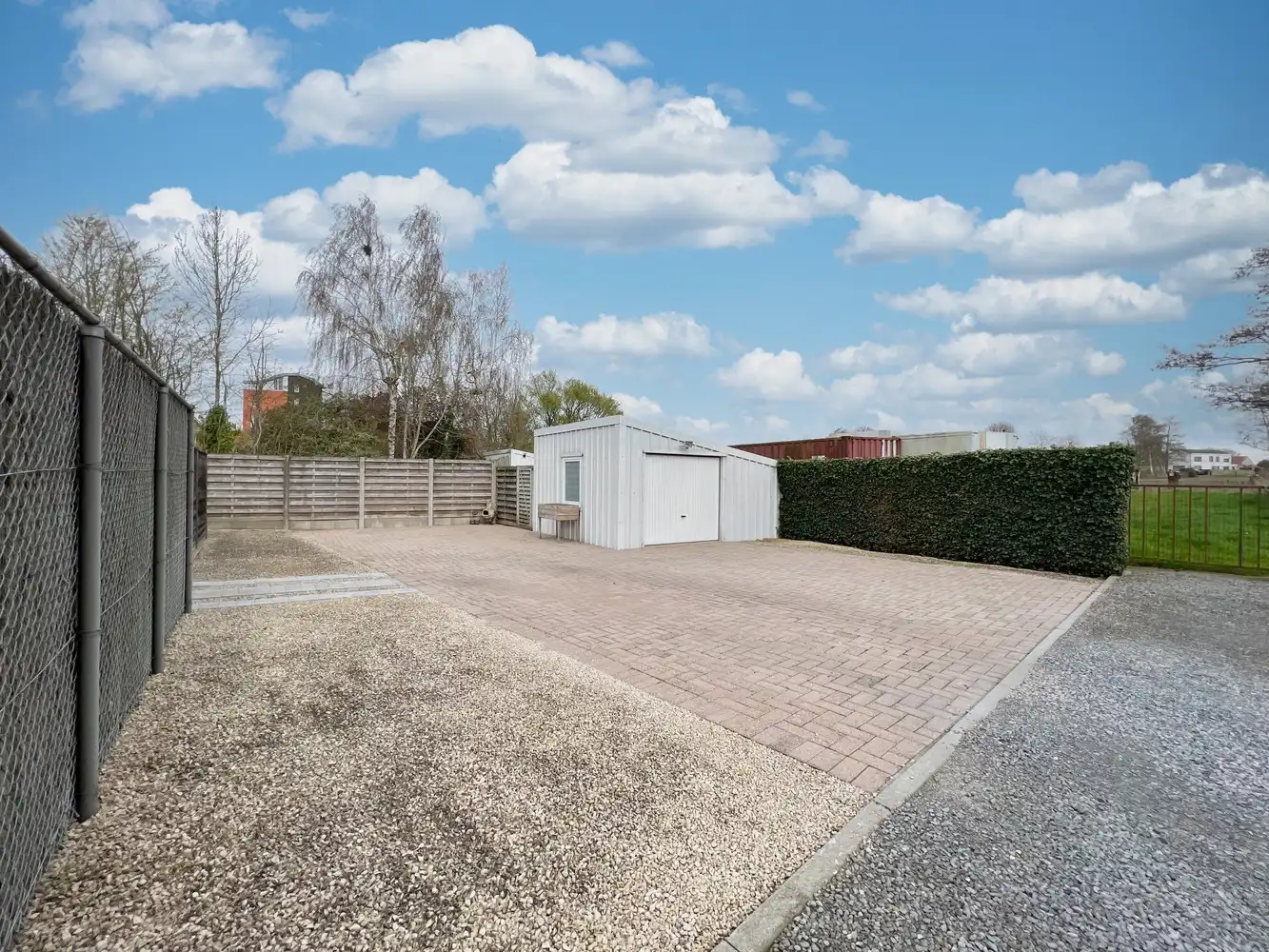 Topper! Ruime gezinswoning op 1640m² met garage! foto 23