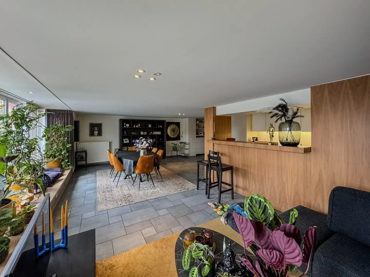 Zeer ruim appartement met 3 slaapkamers, 3 badkamers en gigantisch terras. foto 8