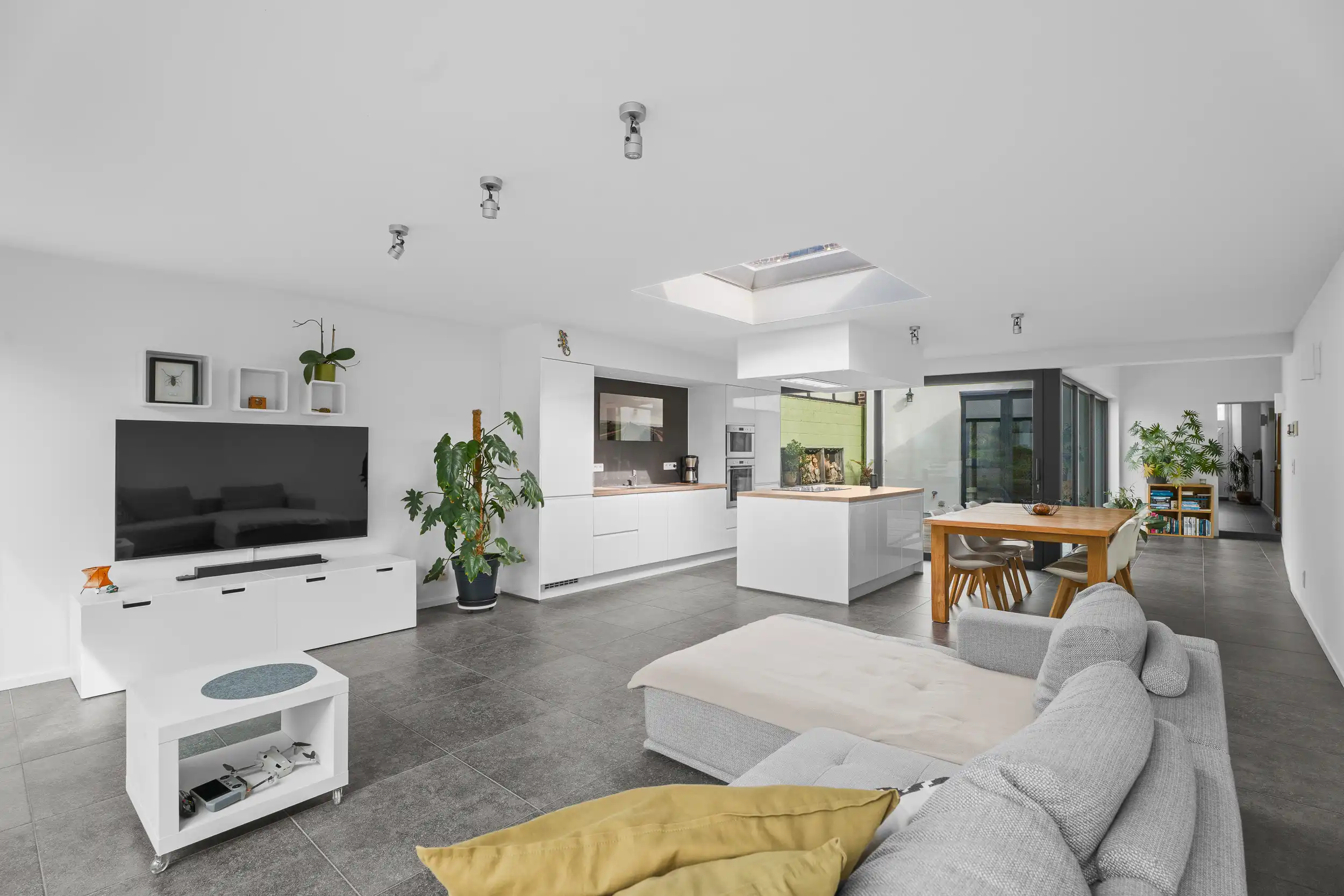 Van buiten bescheiden… van binnen pure verrassing. foto 8