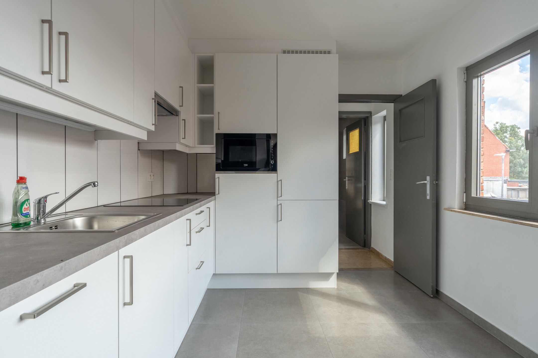 Volledig vernieuwde (2024) 2 slaapkamerwoning (A label) foto 6
