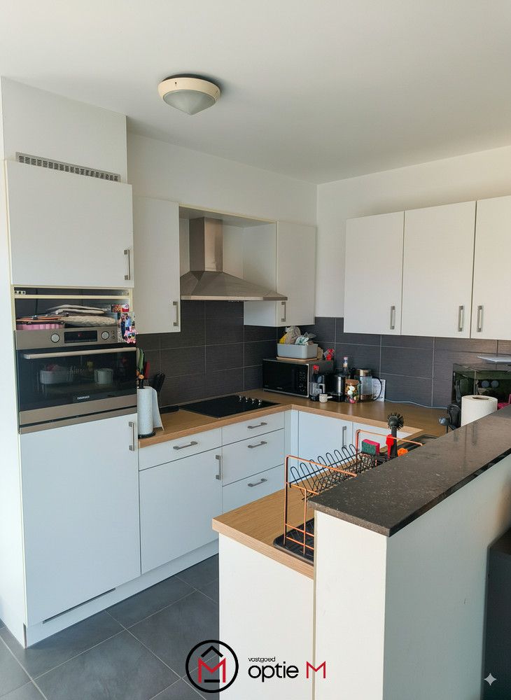 Ruim appartement in Bilzen-Hoeselt met parkeerplaats foto 2