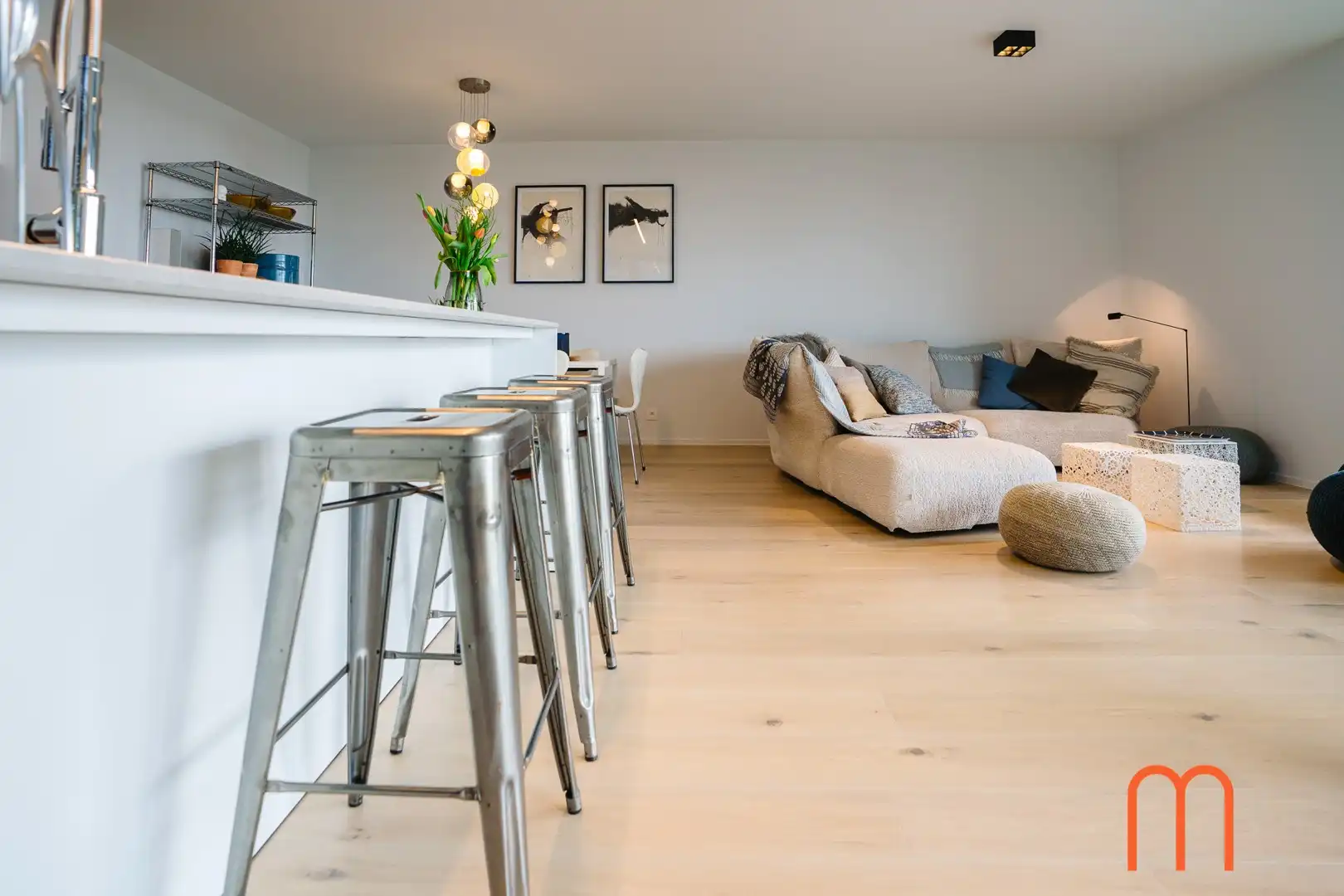 Luxe appartement met zee- en havenzicht in Ensor Tower – Oosteroever Oostende foto {{pictureIndex}}