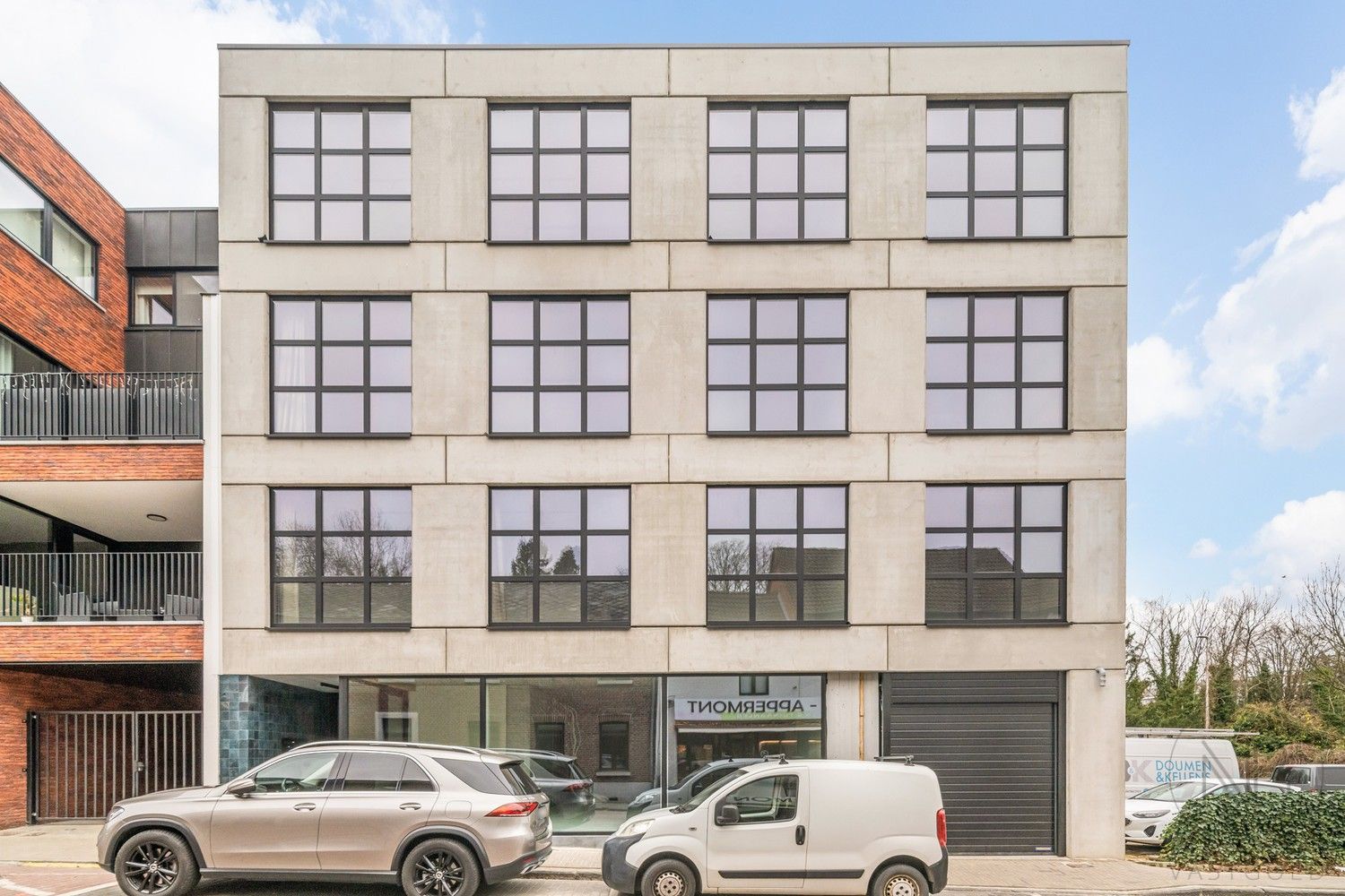 Nieuwbouwappartement met industriële uitstraling in het centrum van Genk! foto 2