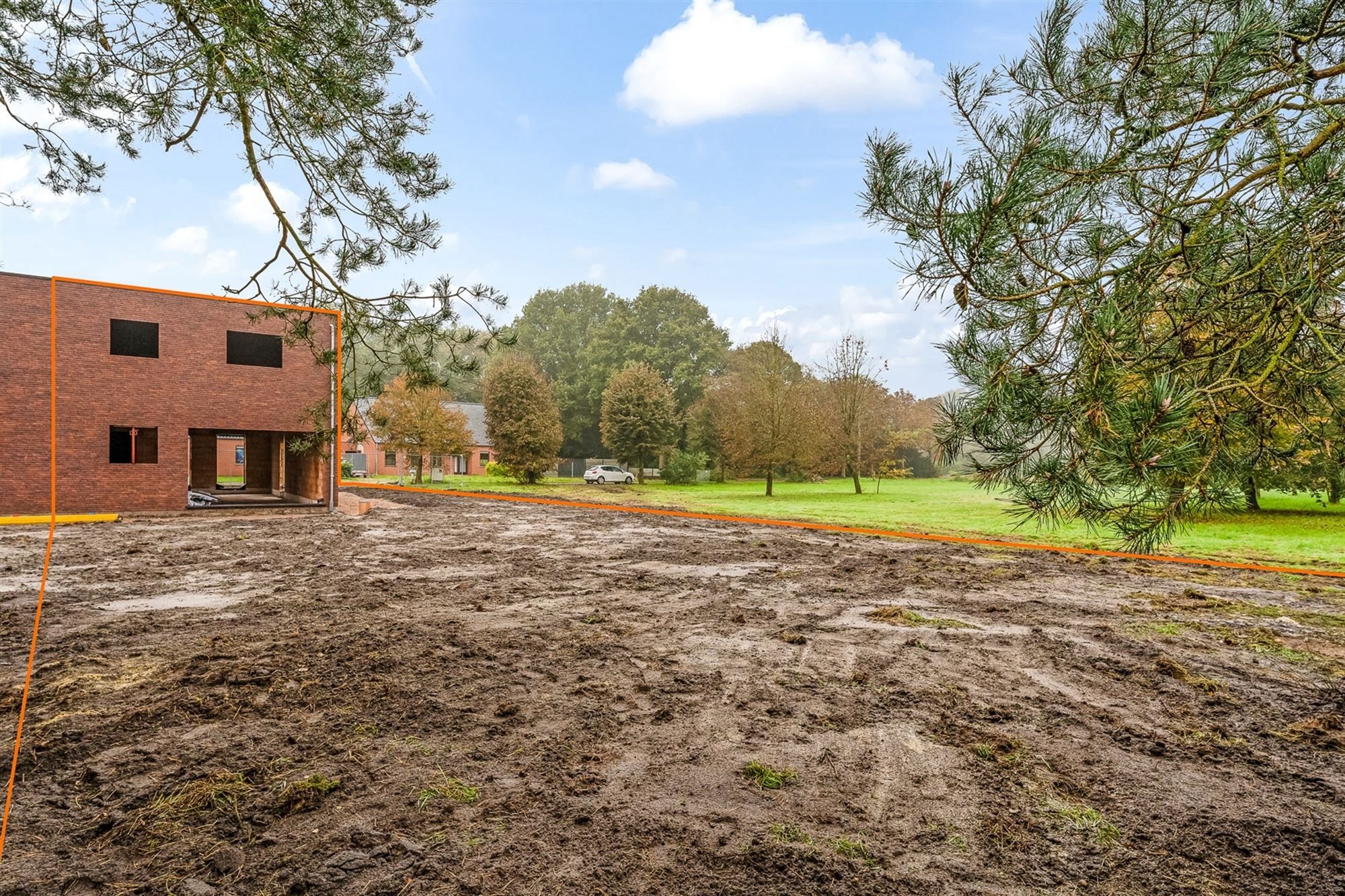 VOLLEDIG AFGEWERKTE NIEUWBOUWWONING IN DOODLOPENDE STRAAT foto 13