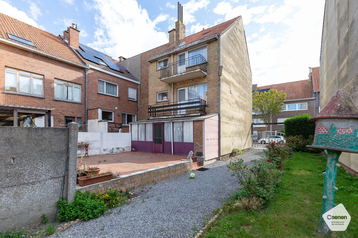 Te renoveren woning met drie slaapkamer met tal van mogelijkheden foto 27