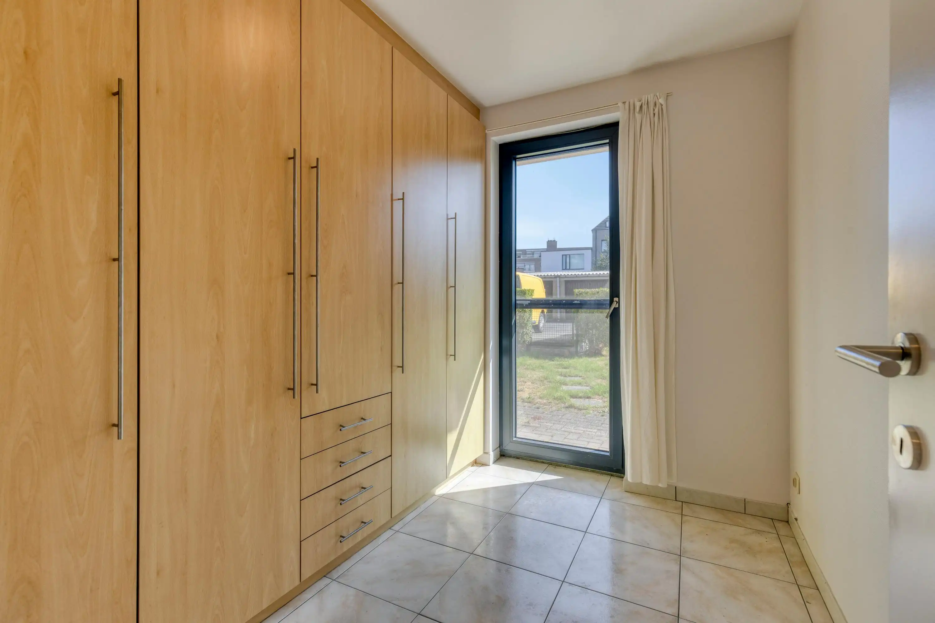 Appartement met 2-3 slaapkamers in centrum Oostkamp foto 8