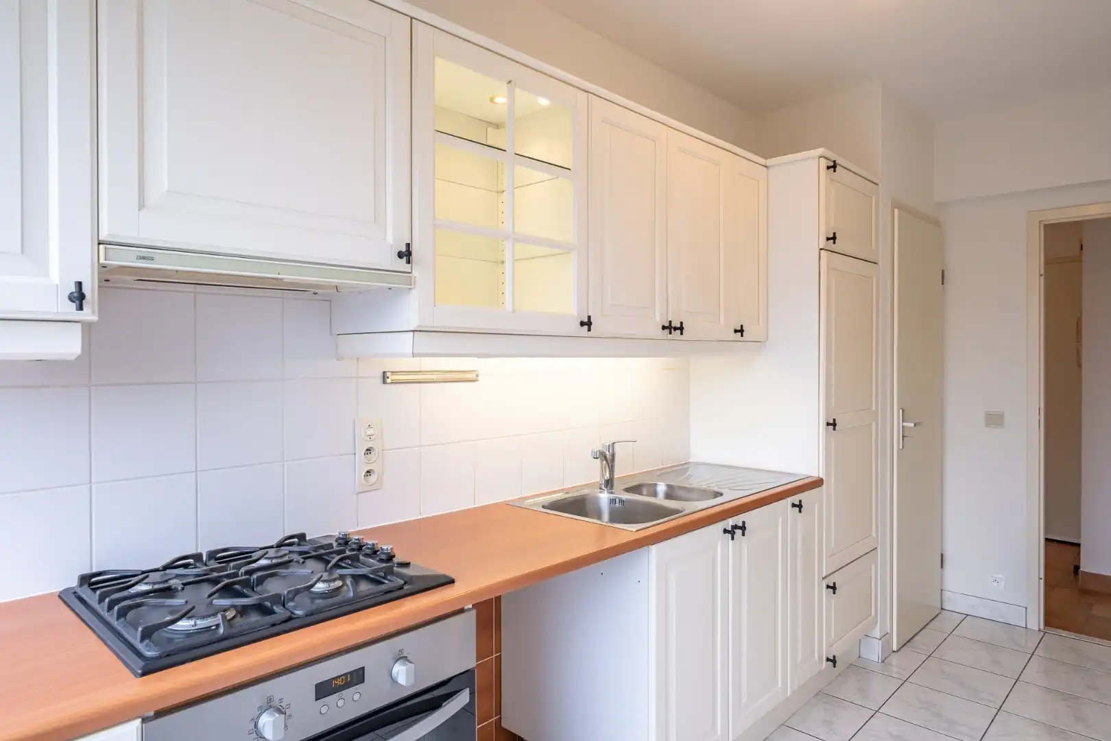 Gezellig en ruim hoekappartement met veel lichtinval en zonnige terrassen!  foto 11
