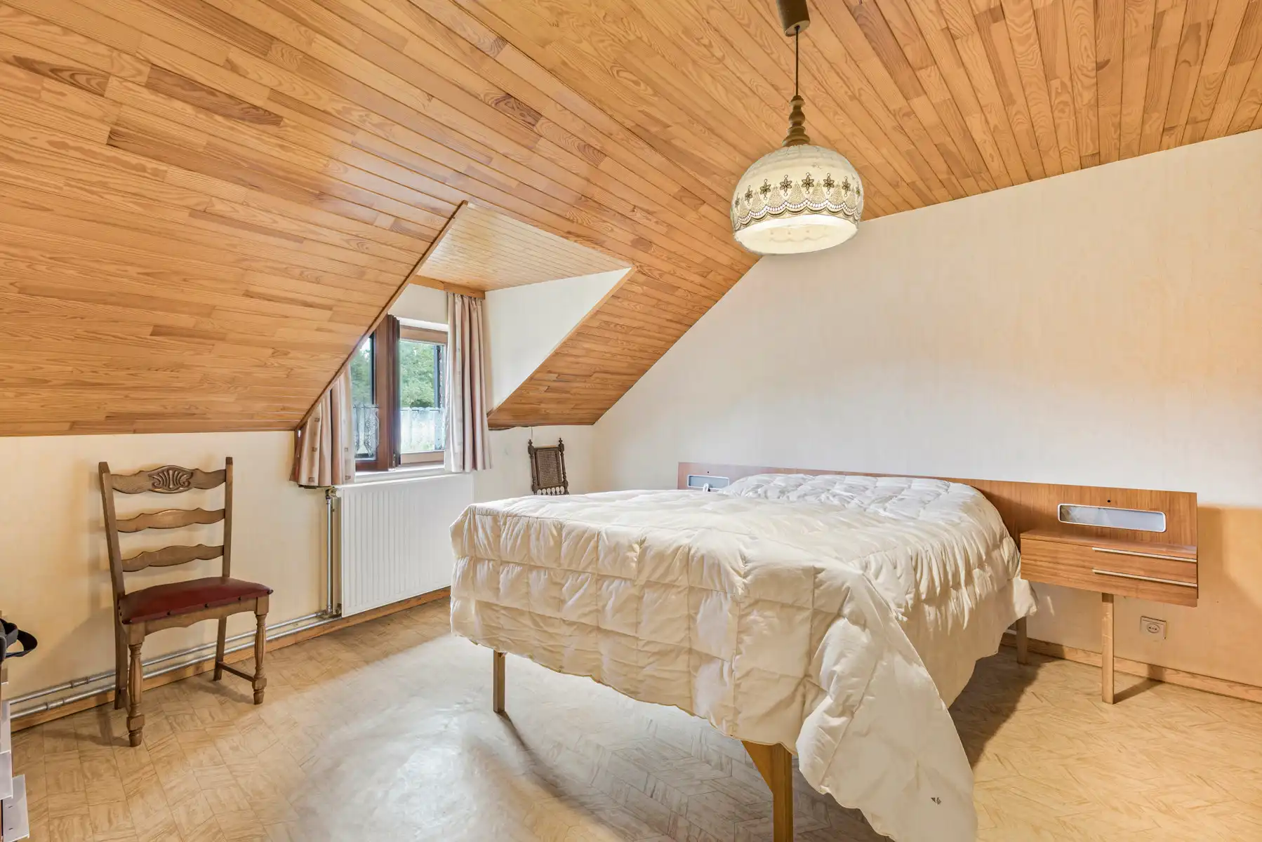 Prachtig gelegen eigendom met grond en bos foto 13