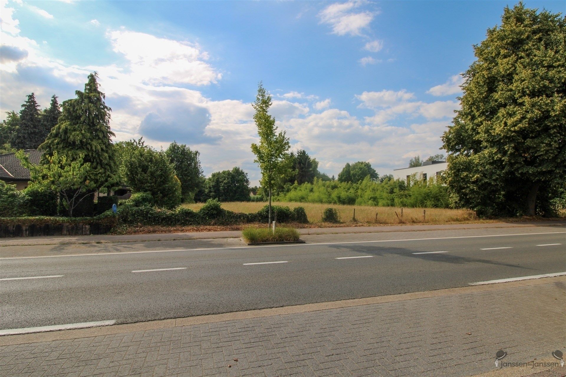 Projectgrond / bouwgrond / grond op perceel van 5784.07 m² foto 3
