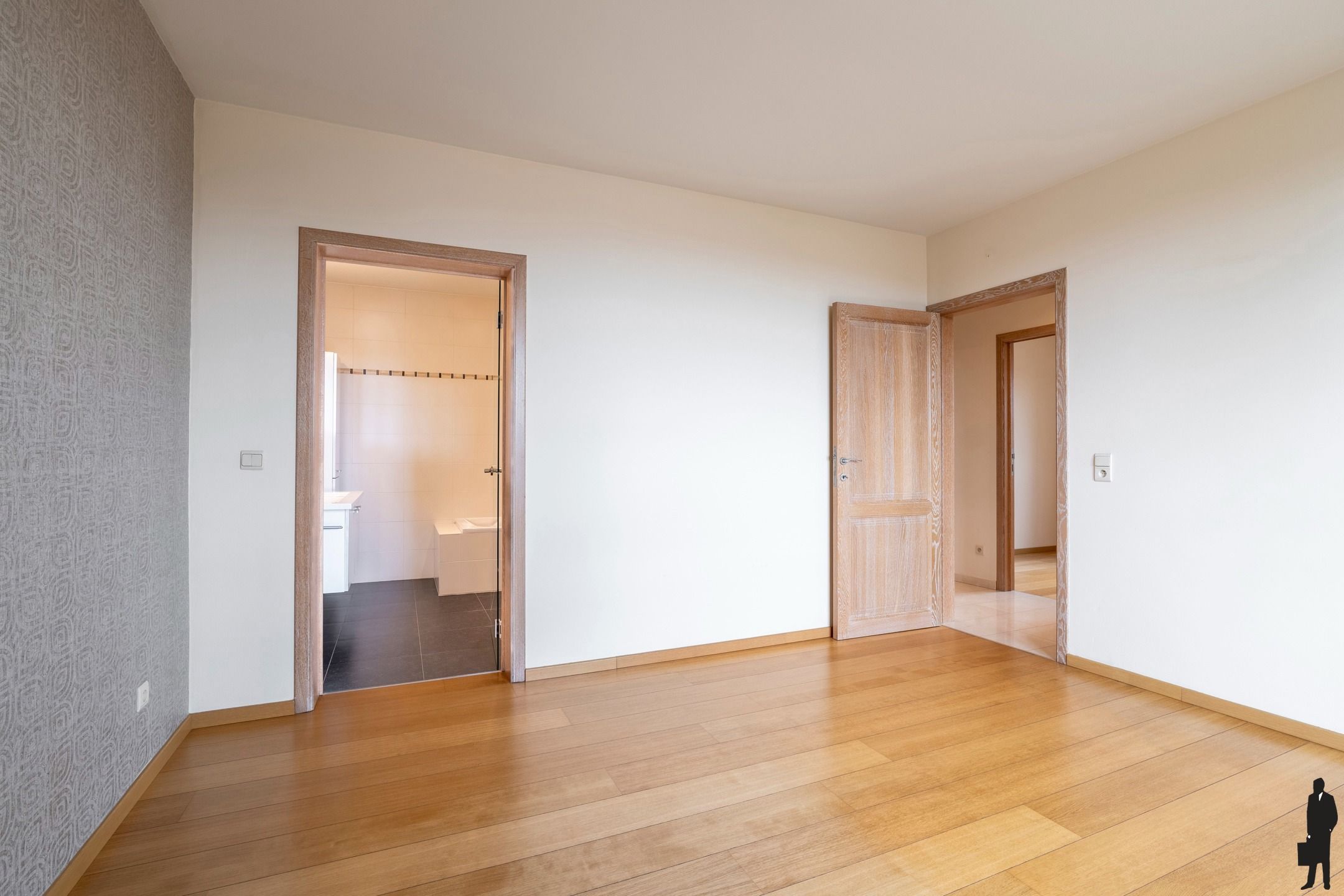 Lichtrijk appartement van ca. 147 m² met 3 slaapkamers foto 13