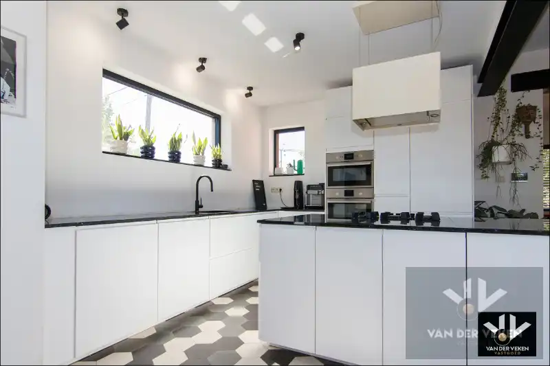 KARAKTERVOLLE WONING AAN GROENE STADSRAND foto 10