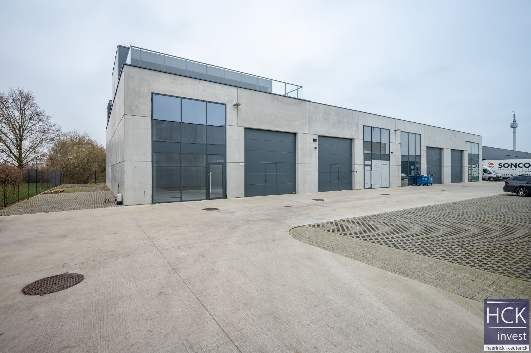 DEINZE - Nieuwbouw KMO-unit 300M² industriezone Prijkels vlakbij E17 foto 2