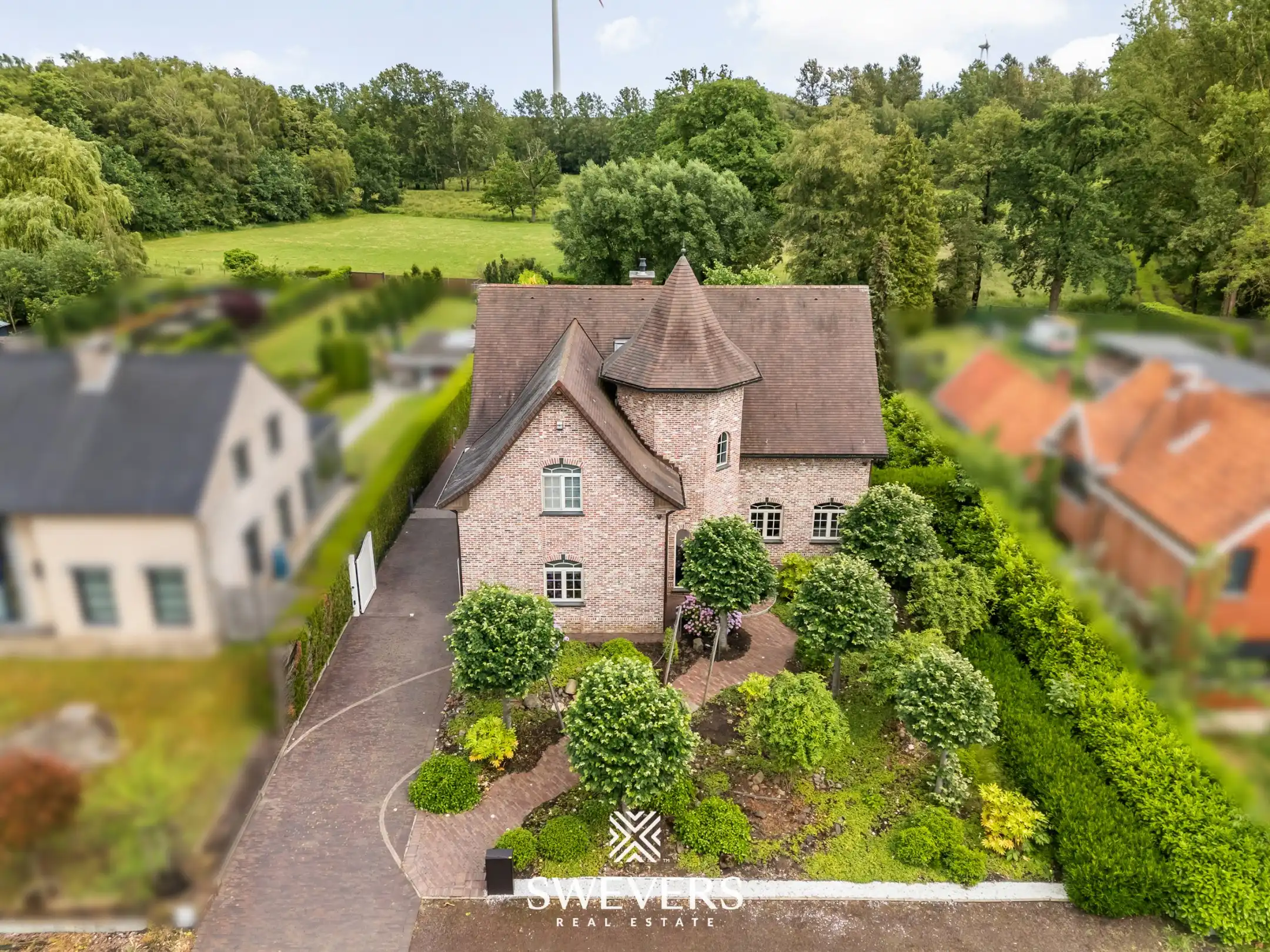 Luxueuze villa op zonrijk perceel (15a 35ca) te Beringen foto 2