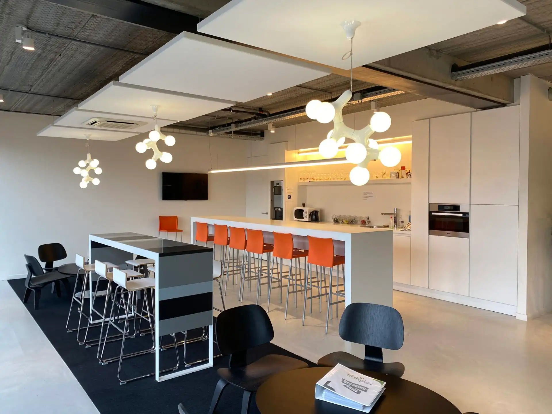 Exclusieve kantoorruimte 325m² te huur  foto 7