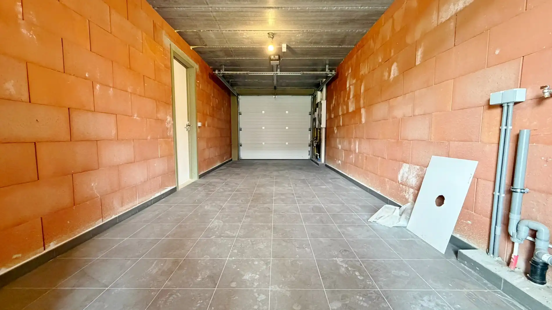 Energiezuinige instapklare bel-étagewoning met garage en tuin, rustig en heel centraal gelegen ( 6% BTW )  foto 3