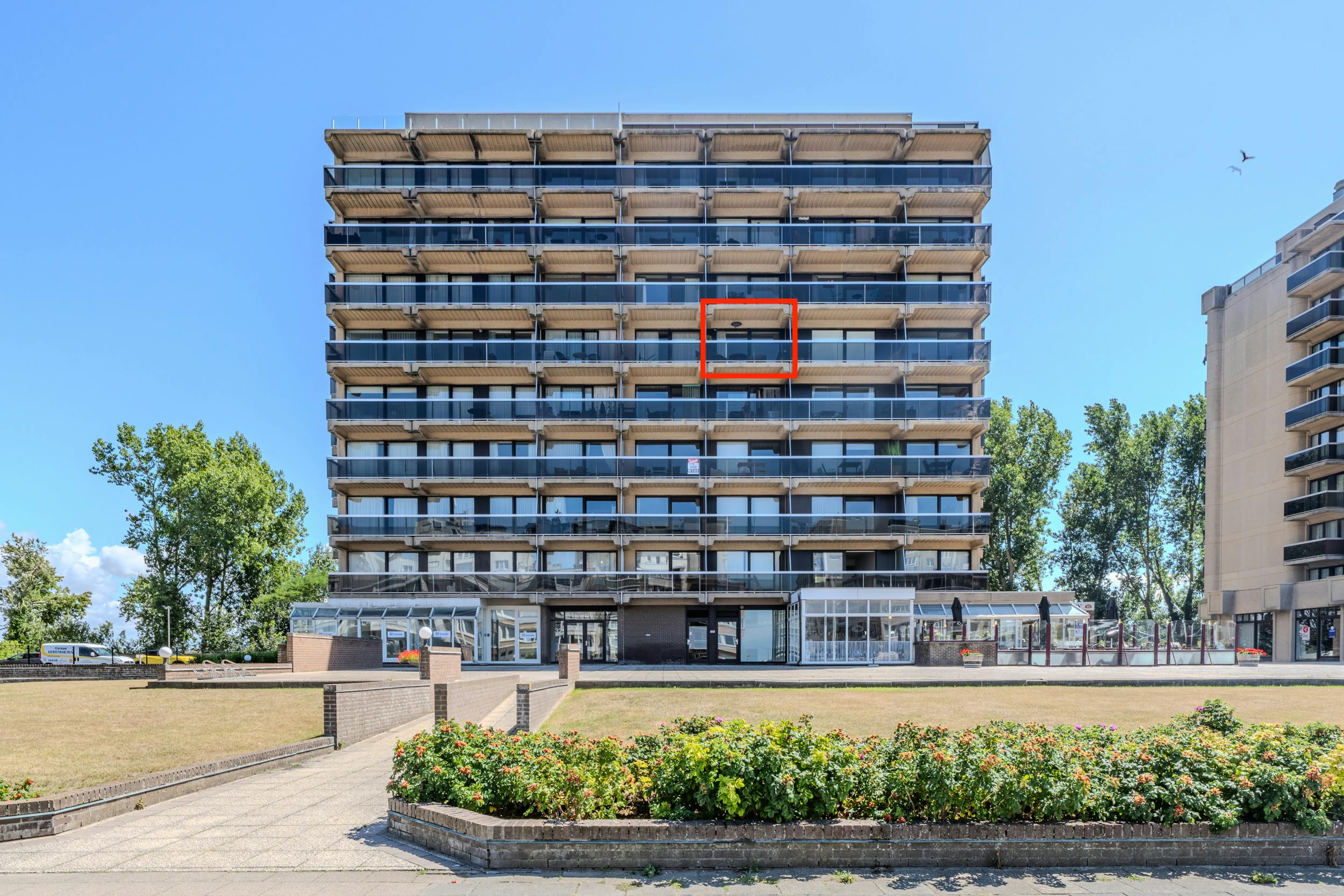 Magnifieke studio met terrasje te Mariakerke - Oostende foto 4