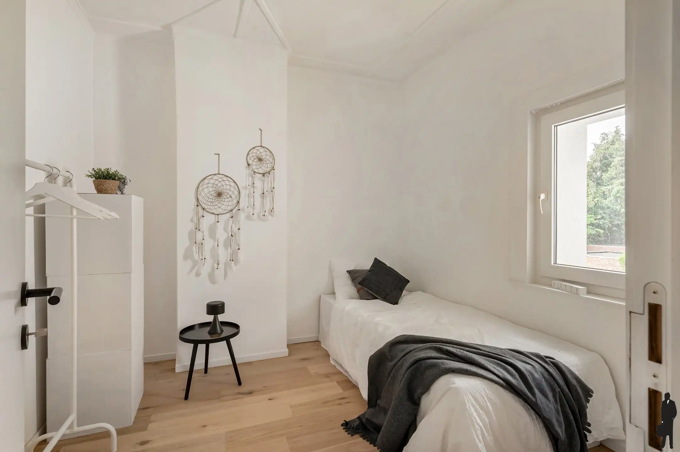 Gerenoveerde woning op ca. 520m2 met 3 slaapkamers en bureau foto 20