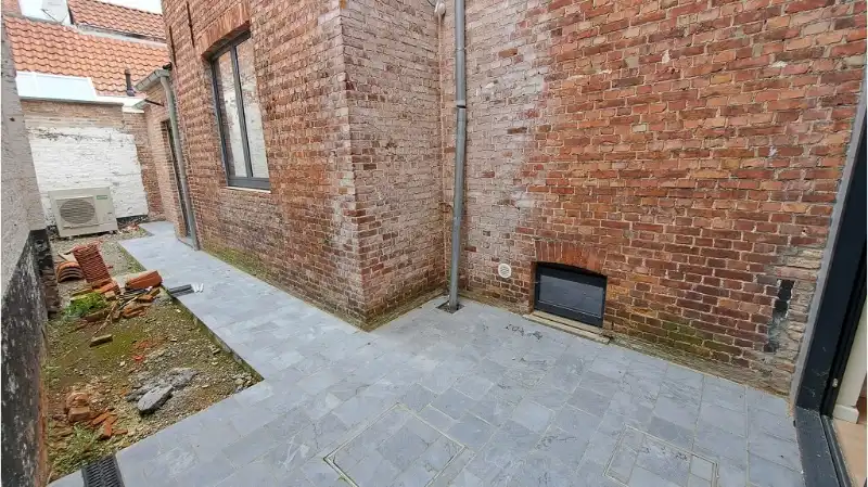 Gerenoveerde Herenwoning met Terras te huur in Brugge foto 13