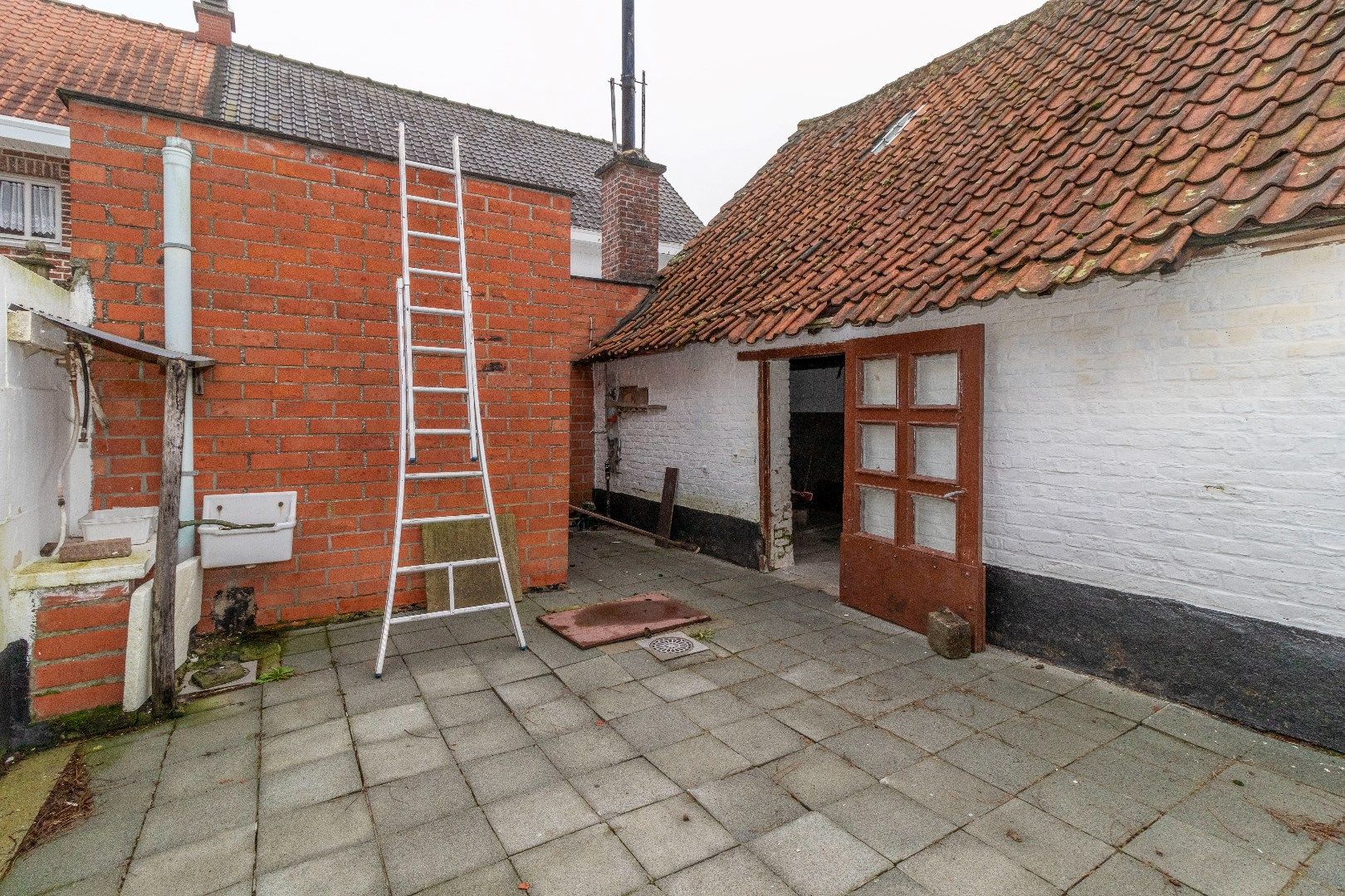 Te renoveren woning te Meerbeke foto 16