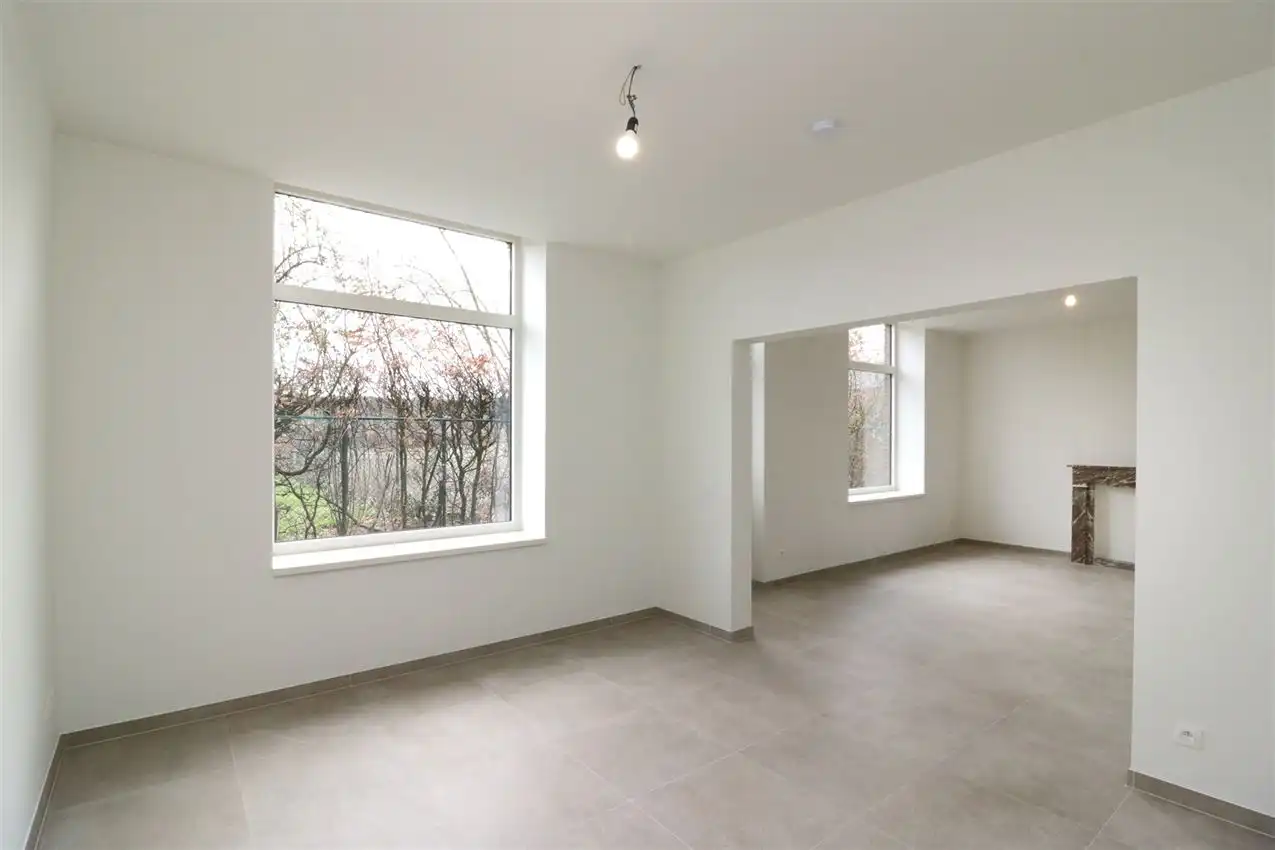 Gerenoveerde woning met 4 slpk, tuin, garage foto 7