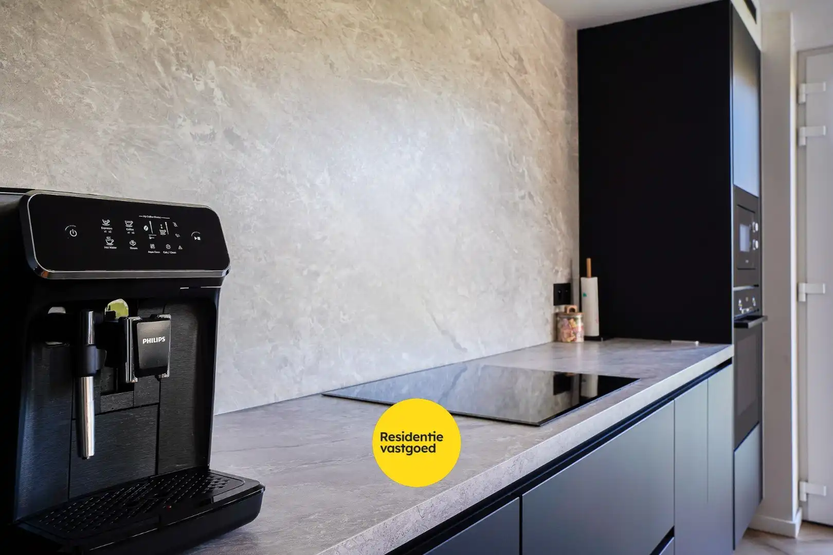 Recent, luxueus afgewerkte woning foto 10