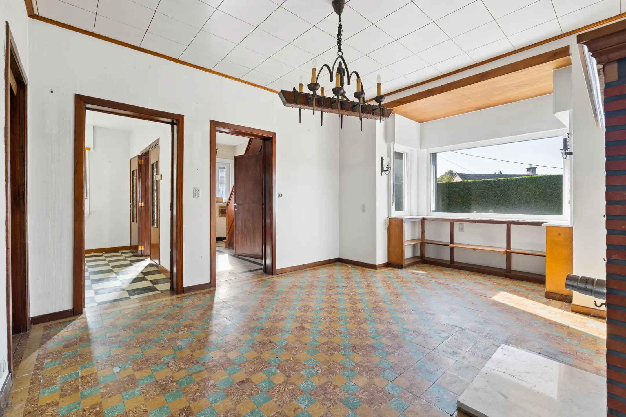   Te renoveren woning op rustige ligging  foto 2