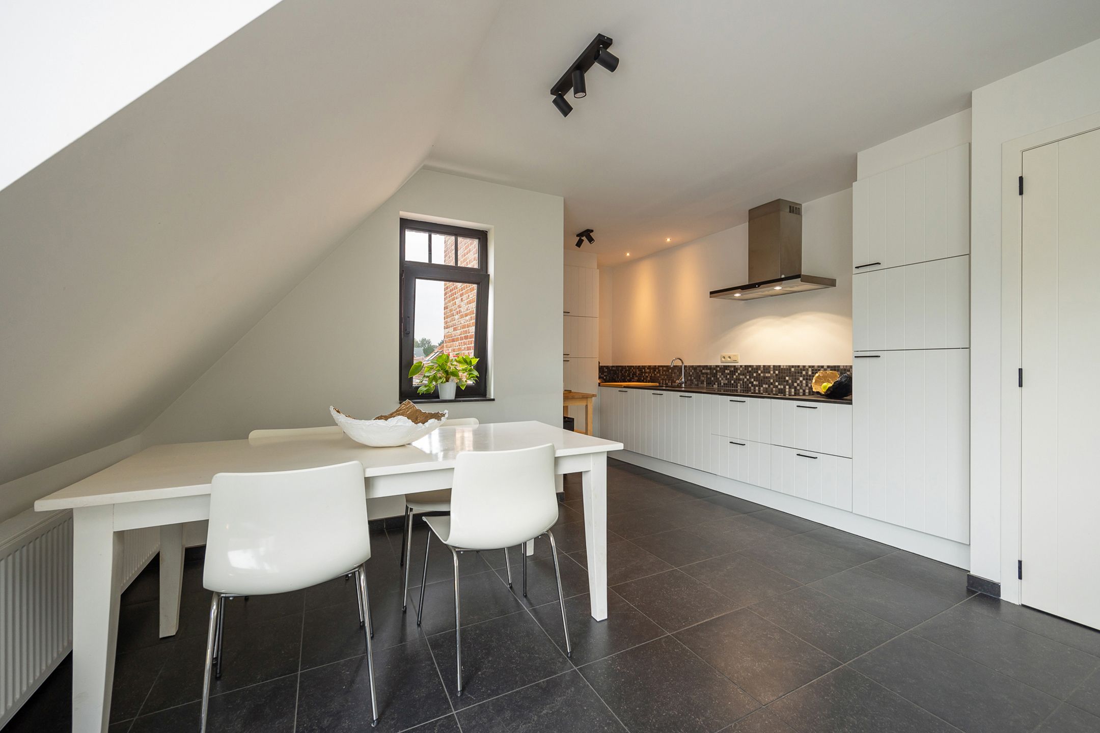 Recente penthouse met ruim terras te huur in Westmalle.  foto 5