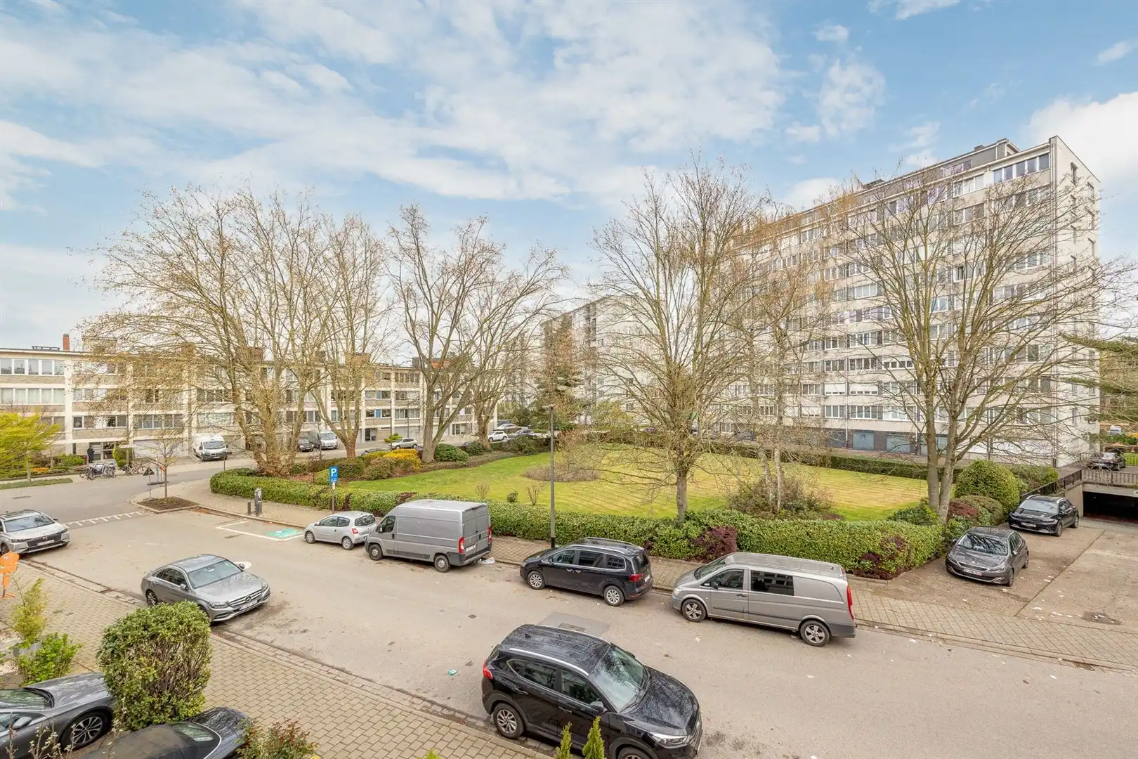 Opgefrist 2-slaapkamer appartement foto 15