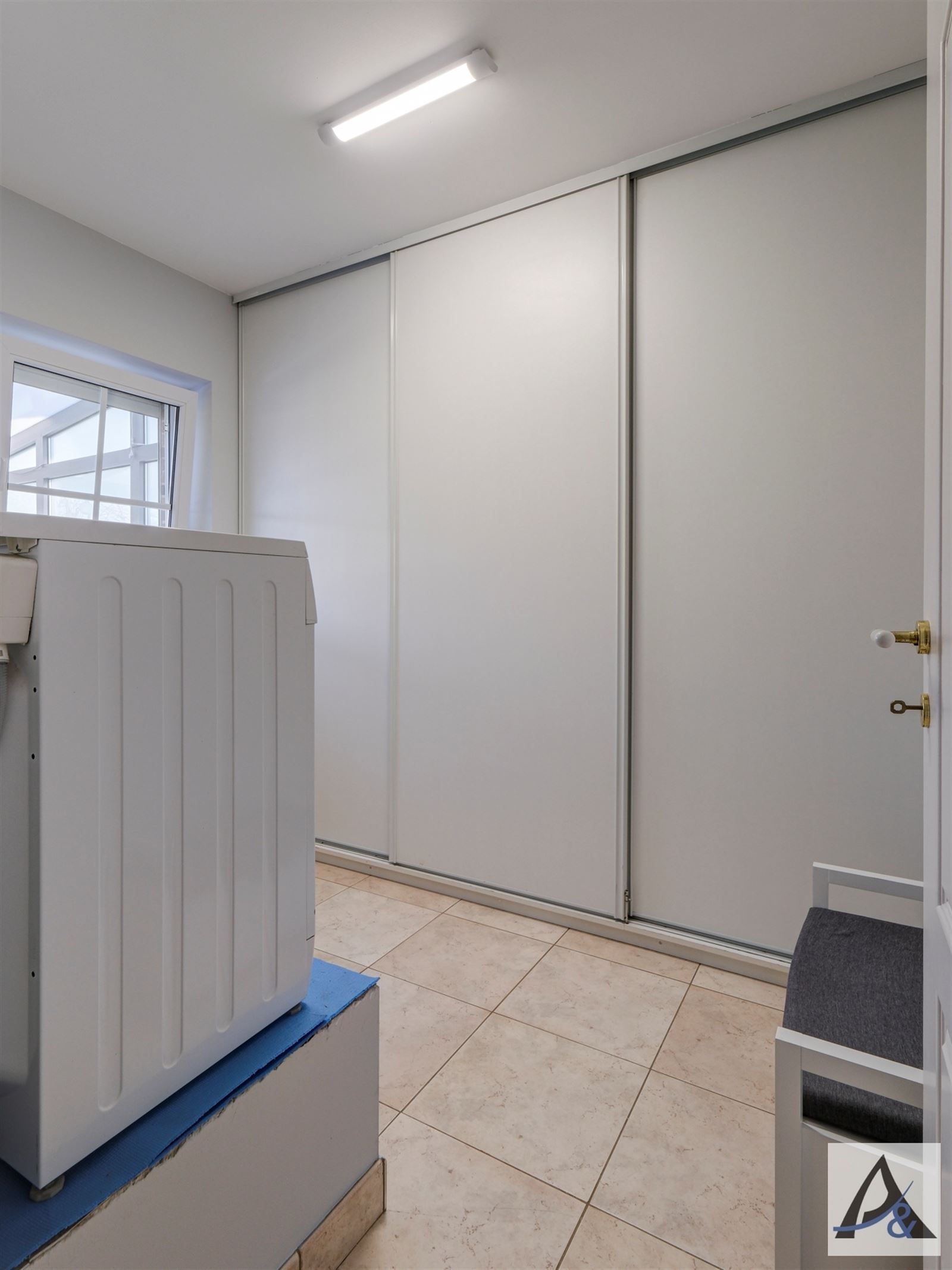 Uitgeruste en instapklare woning op landelijke locatie met label A foto 17