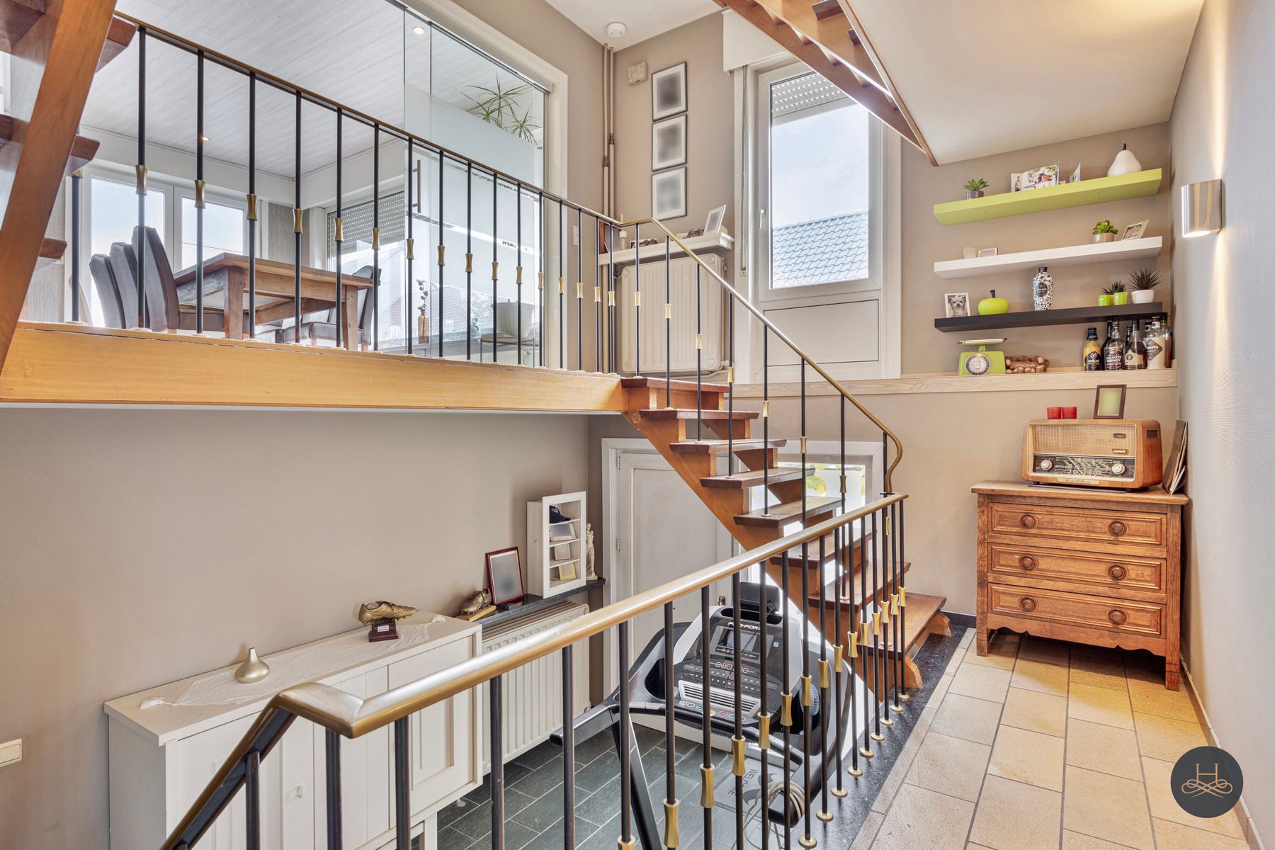 Karaktervolle, lichtrijke woning op uitstekende ligging foto 7