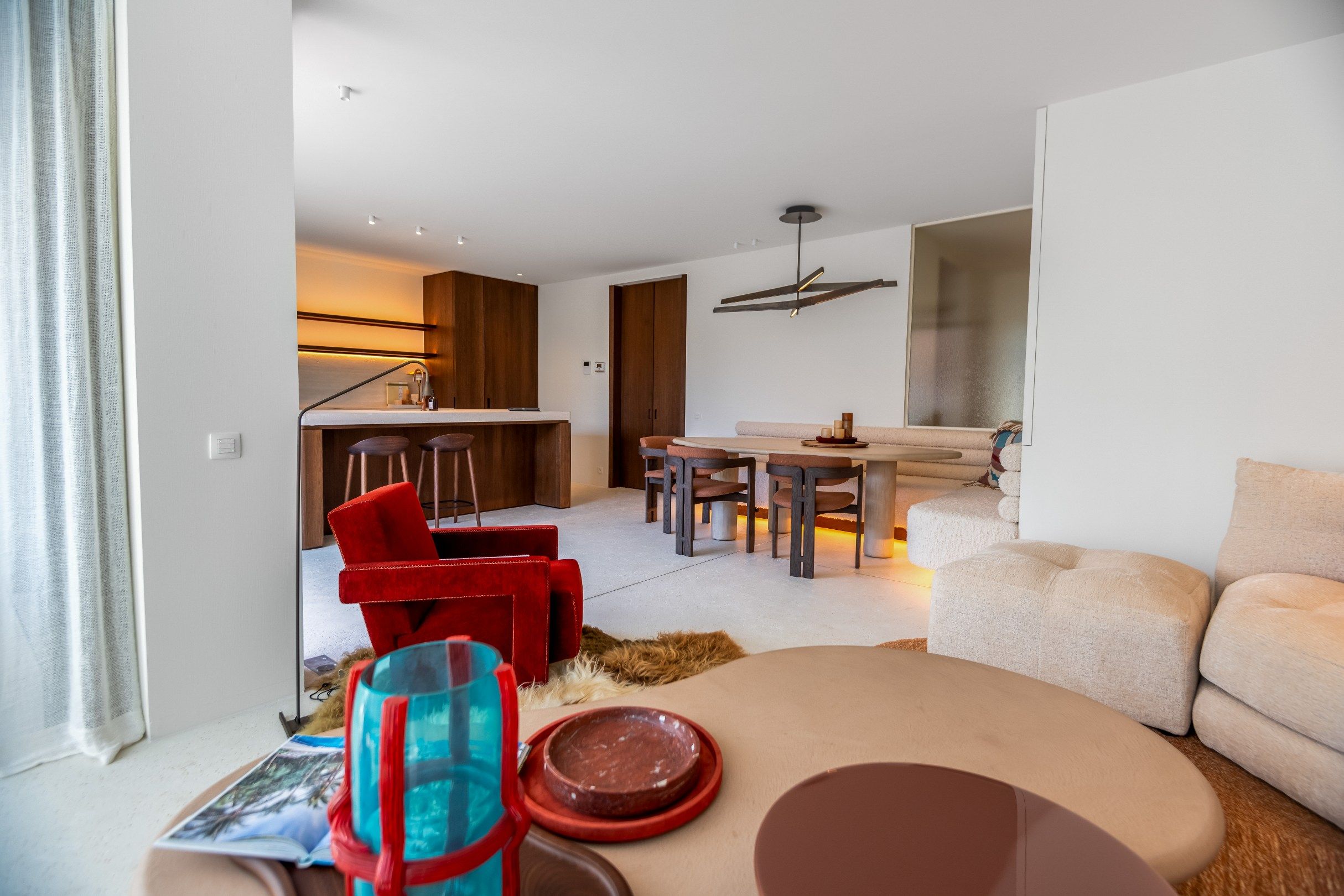 Luxueus nieuwbouwappartement met een uitzonderlijke afwerking gelegen in de Van Bunnenlaan.  foto 4