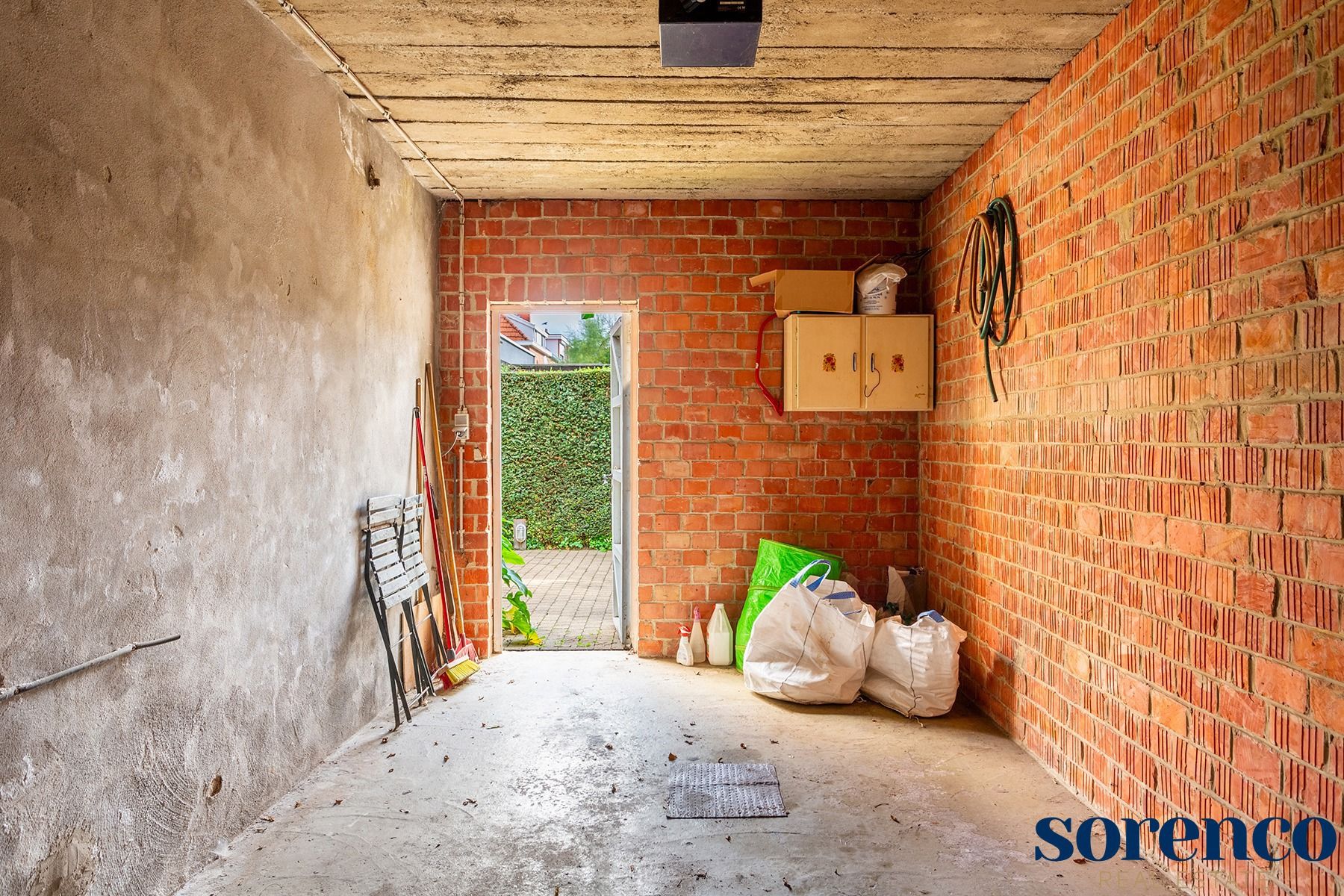 Ruime en lichtrijke woning met garage te Edegem foto 20
