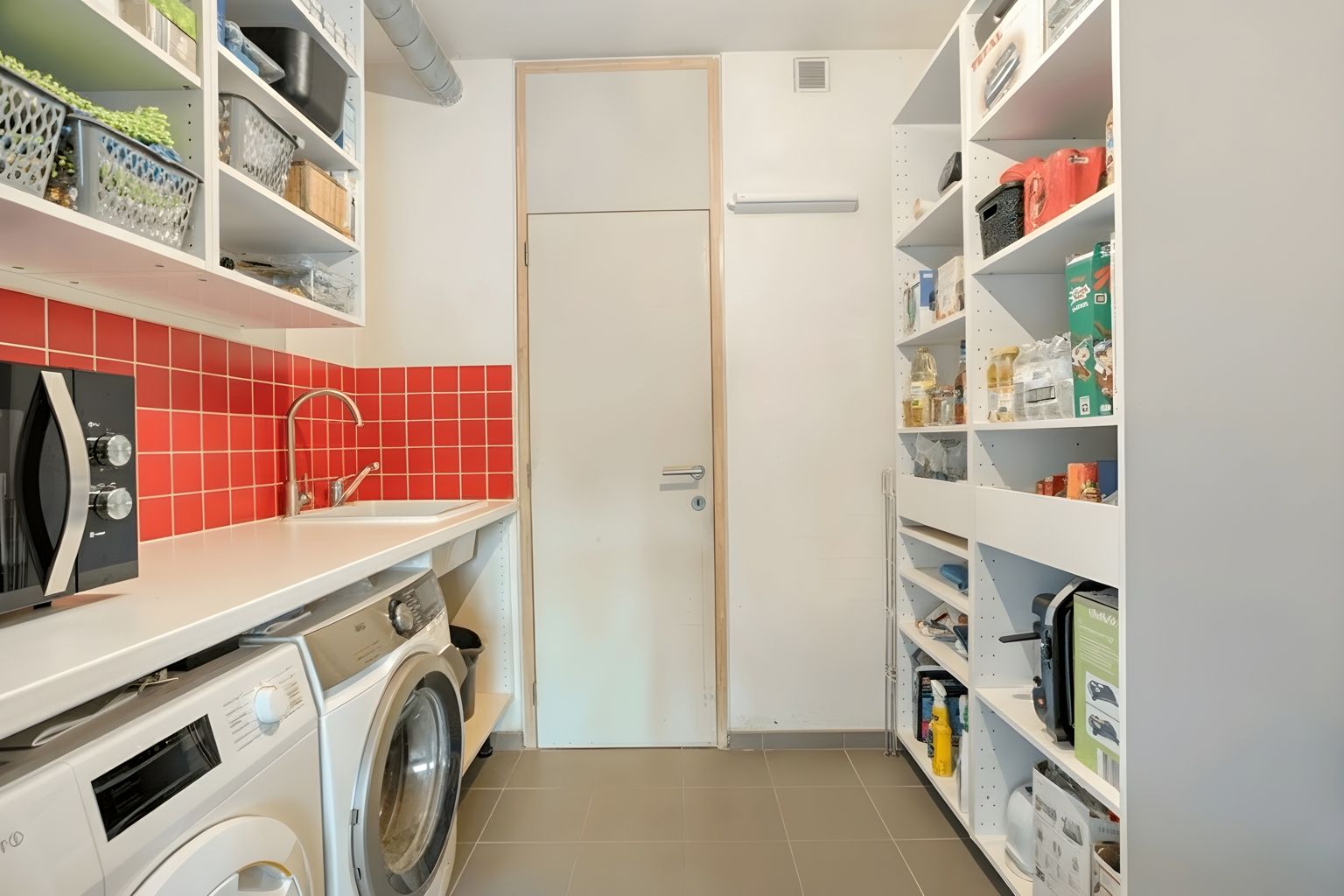 RECENTE WOONST IN PERFECTE STAAT foto 15