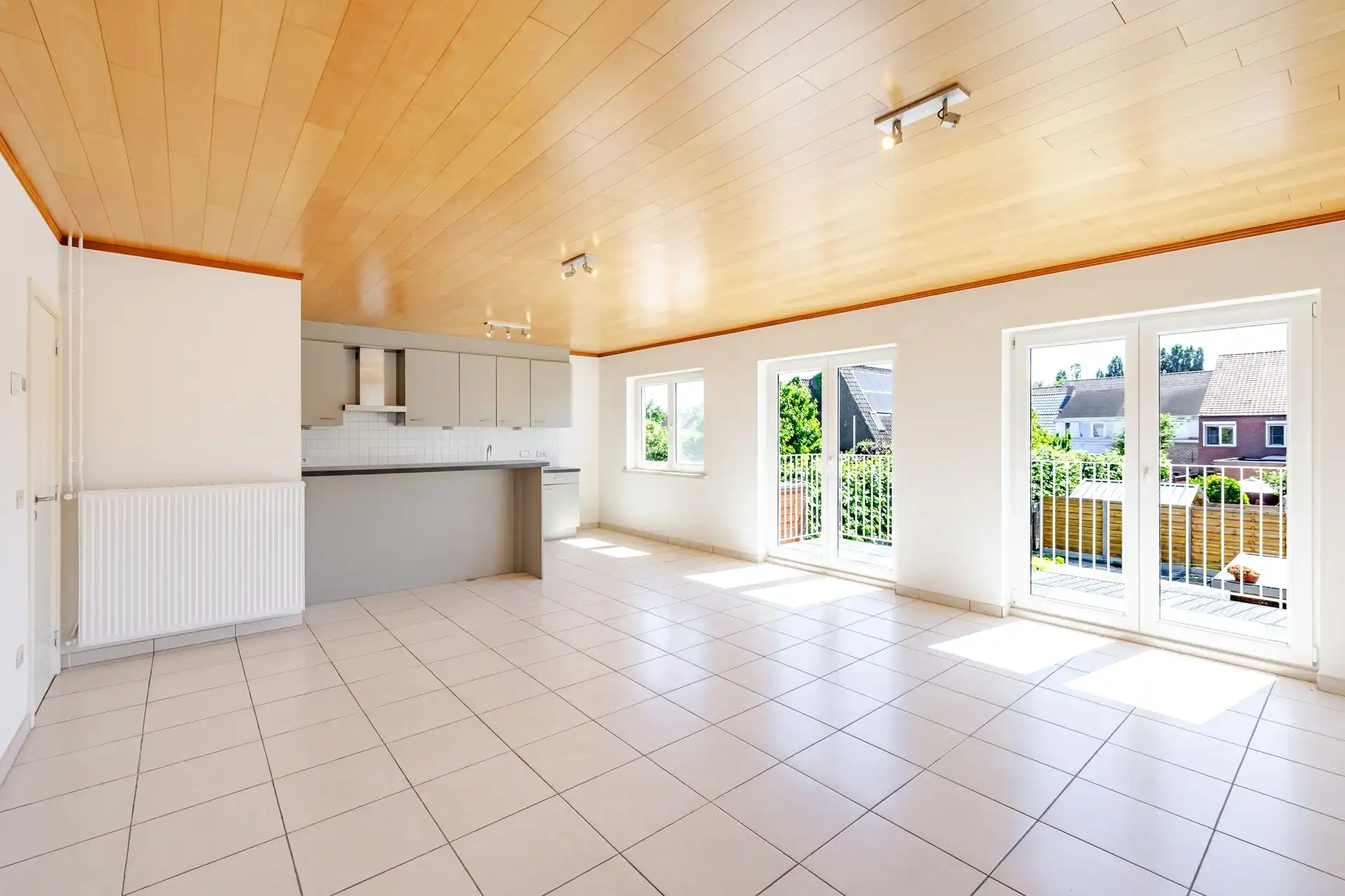 Energiezuinig 2 slaapkamer appartement met 2 staanplaatsen in Wetteren centrum foto 2