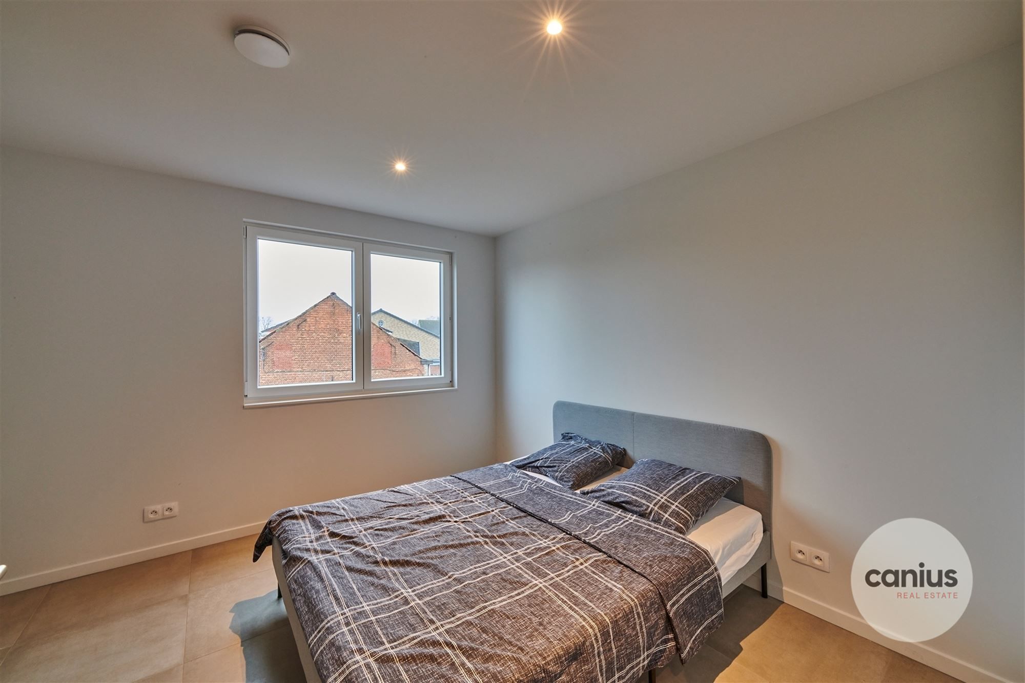 ENERGIEZUINIGE & INSTAPKLARE WONING MET 3 SLKS + TUIN foto 6