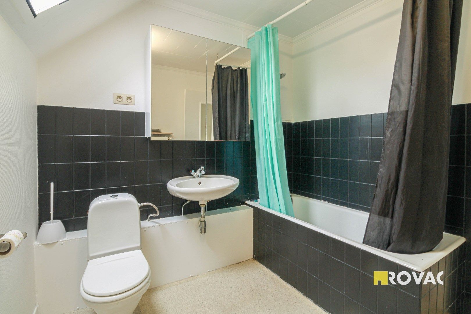 Éénslaapkamer appartement op de 2e verdieping met garage - gelegen op 500 meter van centrum!  foto 10