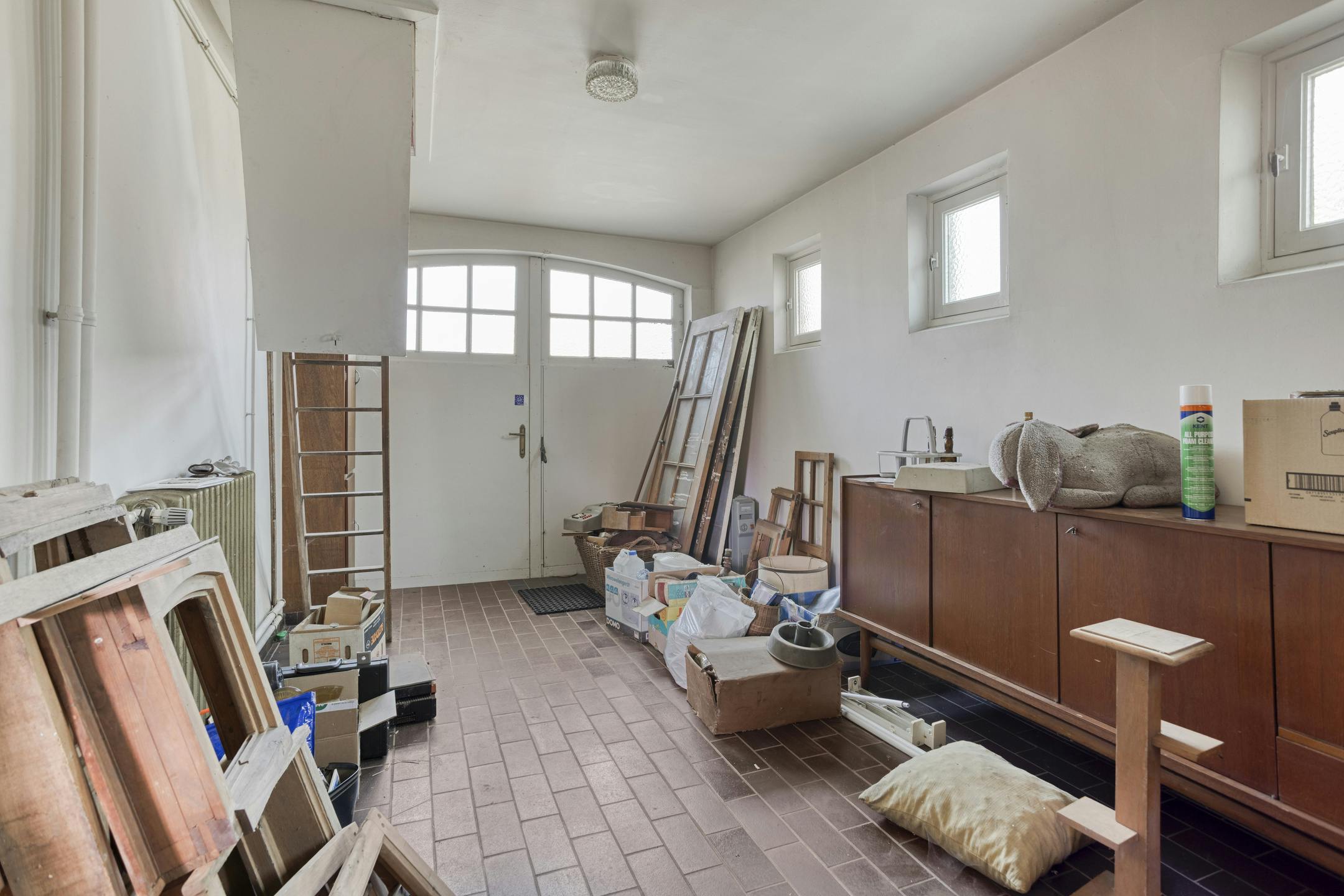 Te renoveren woning te koop net buiten het centrum van Retie foto 13