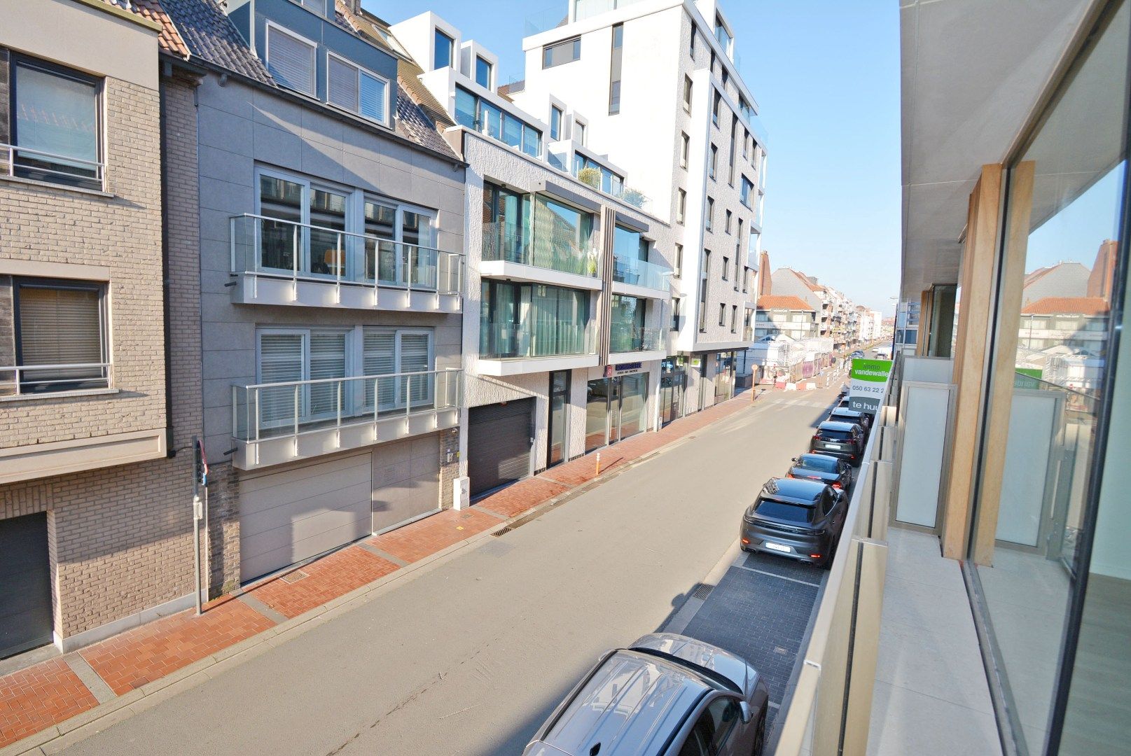 Luxueus nieuwbouwappartement te huur in hartje Knokke-Heist. foto 14