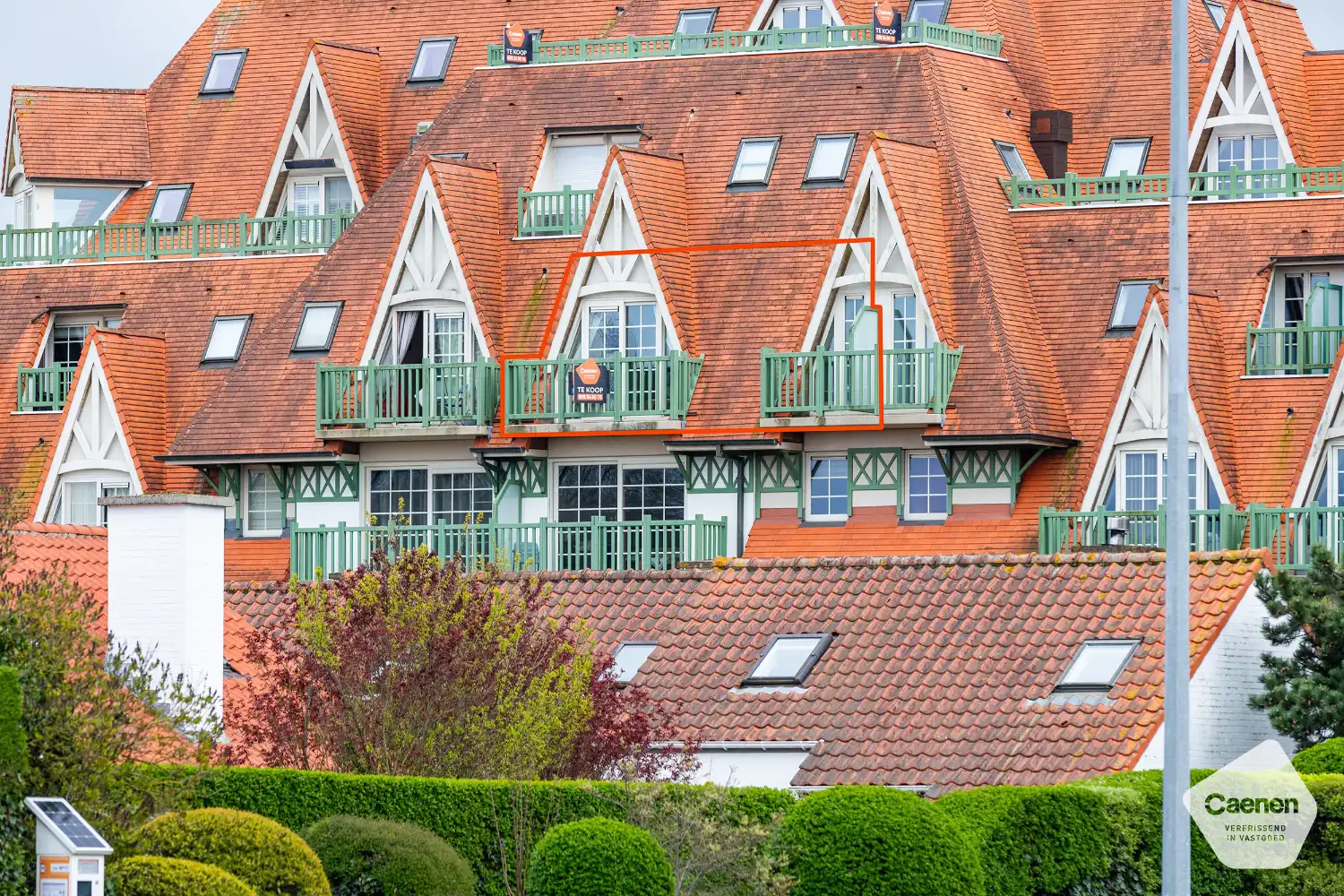 Volledig gerenoveerd appartement met 1 slaapkamer en mooi zicht foto 12
