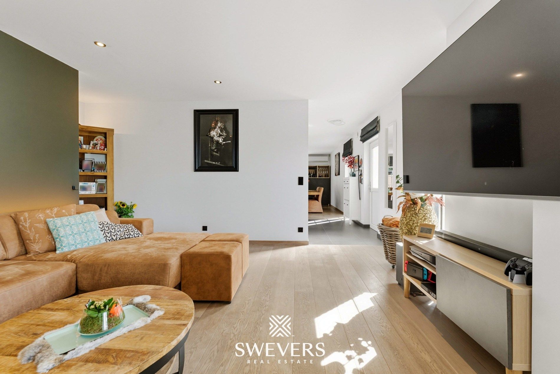 HOB met 3 slaapkamers, bureau en zwembad   foto 5