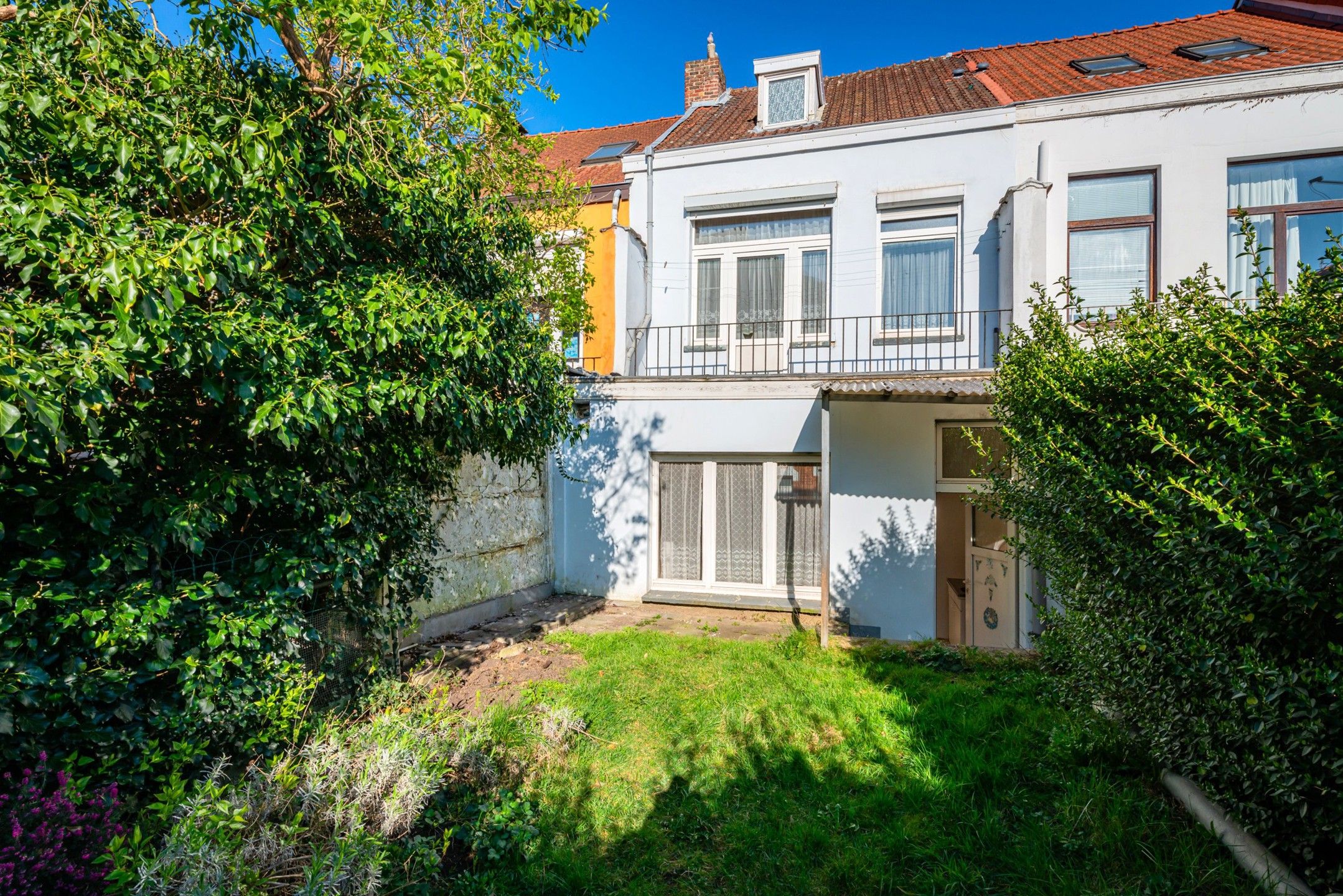 Te renoveren woning met potentieel in het hart van Audergem foto 18