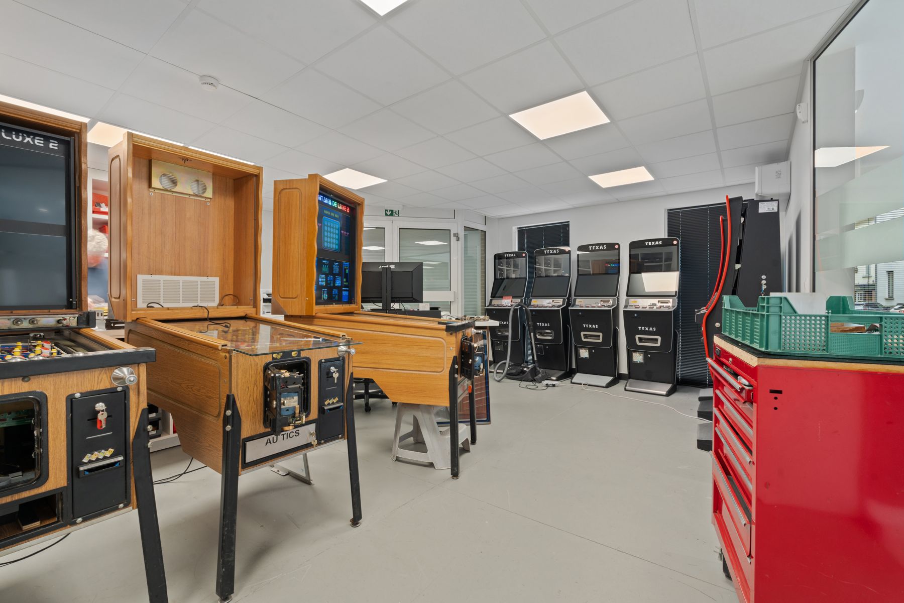 Handelspand in centrum van Sint-Pieters-Leeuw foto 14