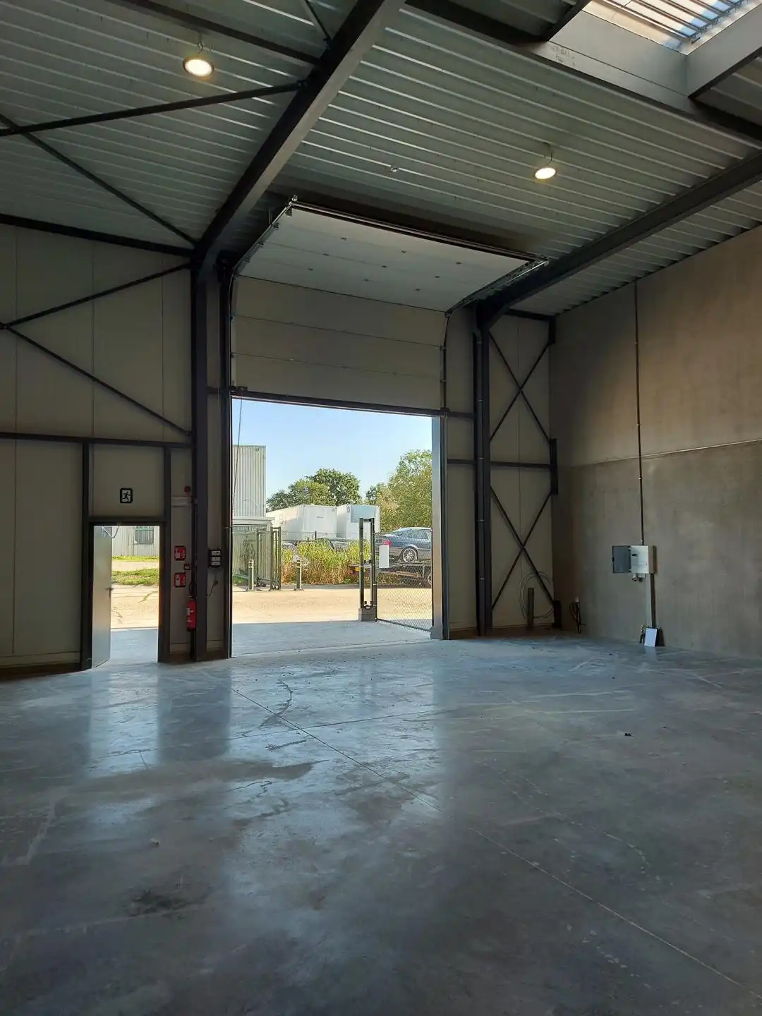 BEDRIJVENPARK "WINTERDIJK" - KMO-UNIT VAN 195M² TE HUUR foto 5