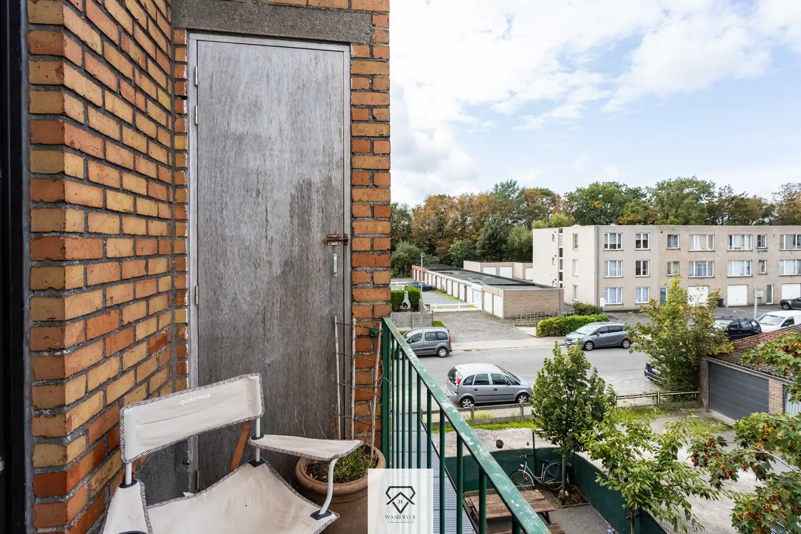 Knap gerenoveerd 2-slaapkamerappartement met zonnig terras in Wondelgem foto 19