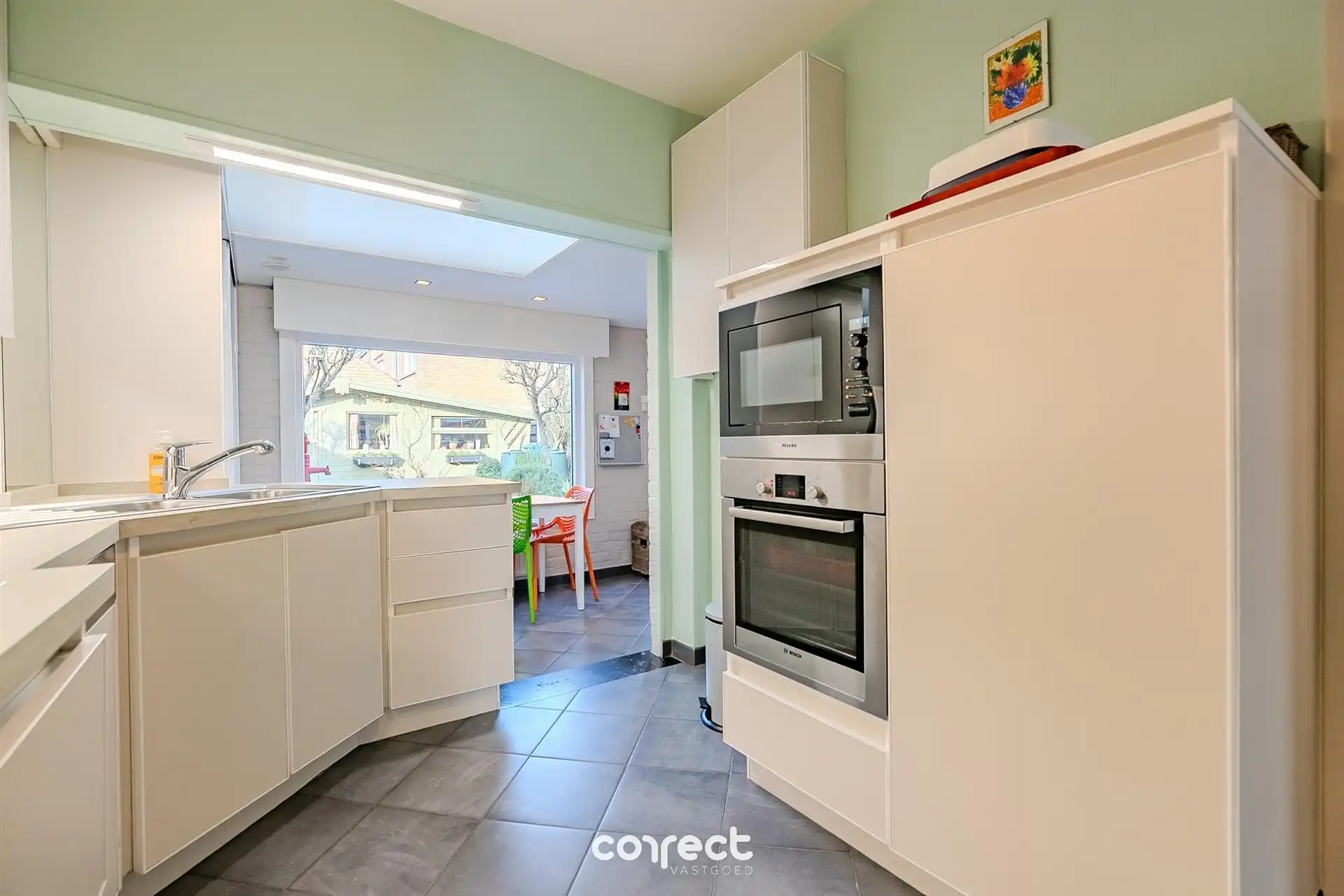 Rustig gelegen woning met tuin. foto 6