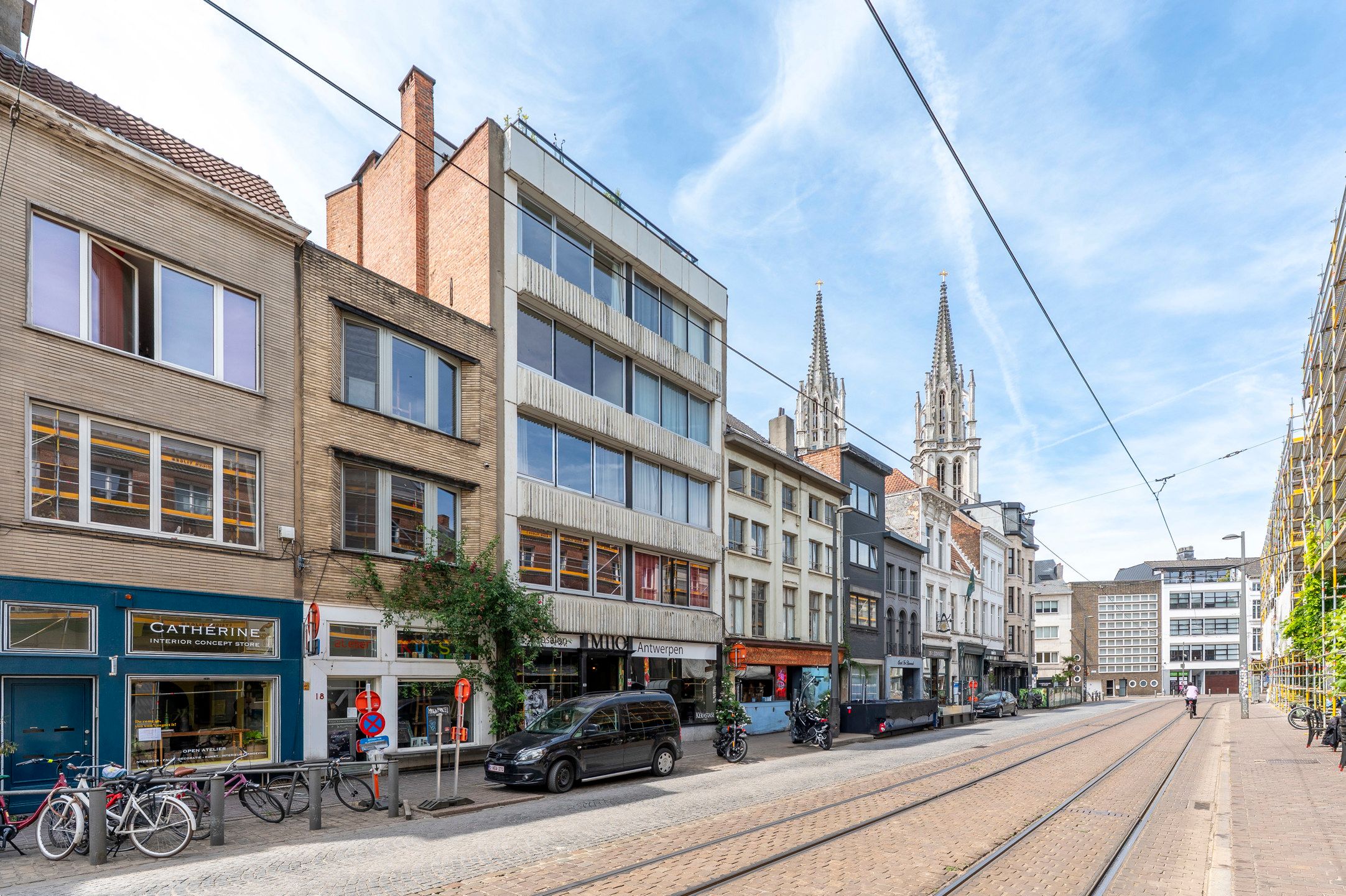 ANTWERPEN - Gerenoveerd appartement op toplocatie foto 8