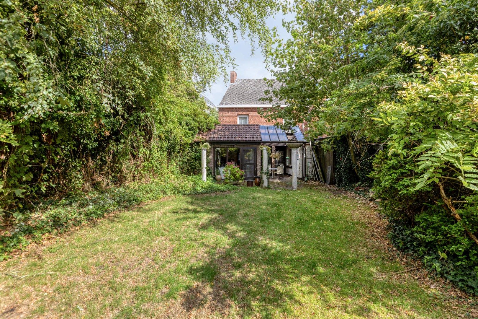 Ruim ingedeelde woning met oa 3 slpks op een gunstige locatie in het centrum foto 31